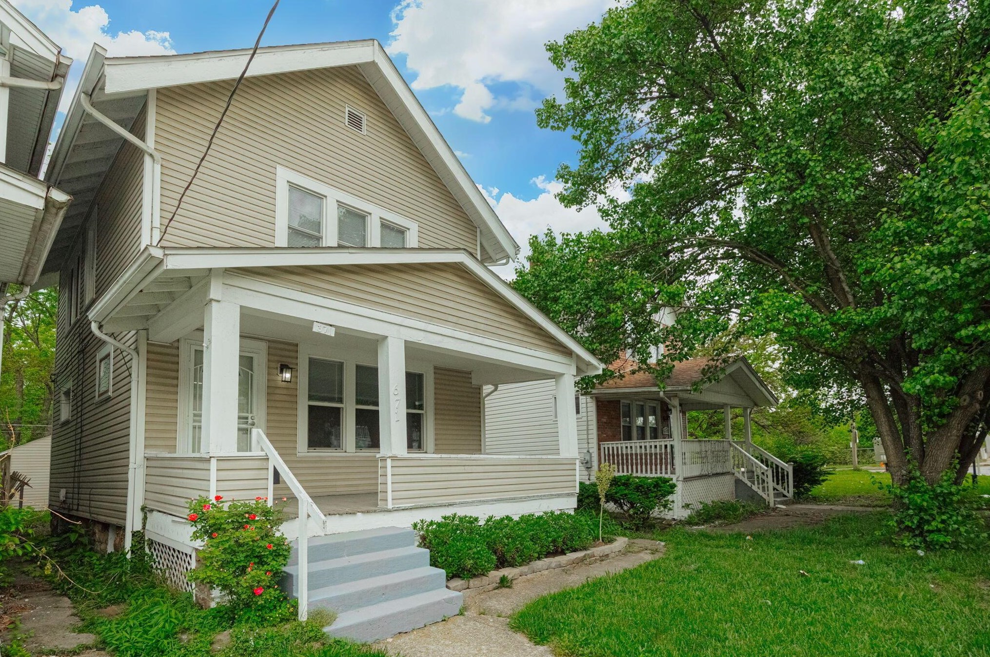 671 Miller Ave, Columbus, OH 43205-2826