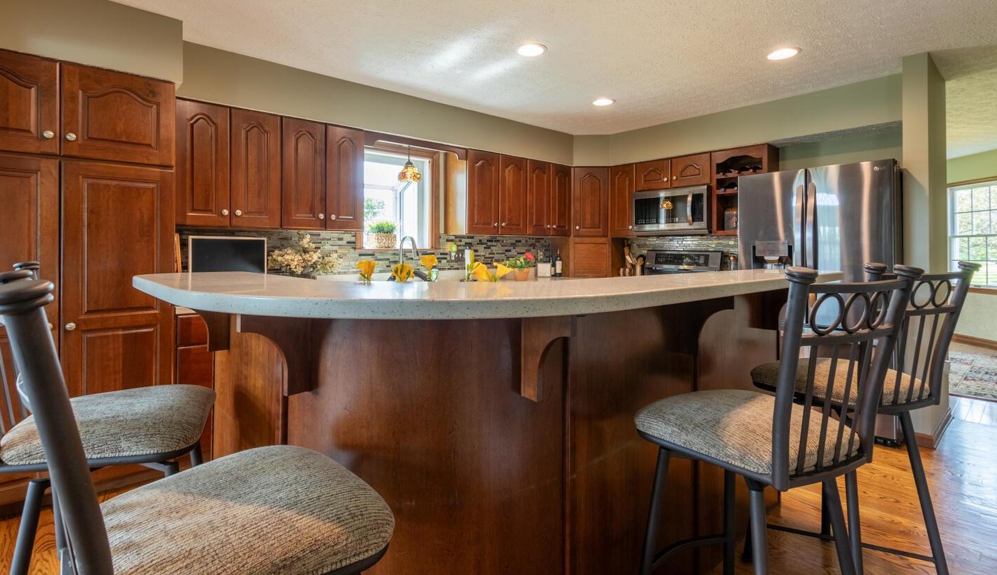 3340 Old Ml Rd, Lancaster OH 43130-9750 exterior