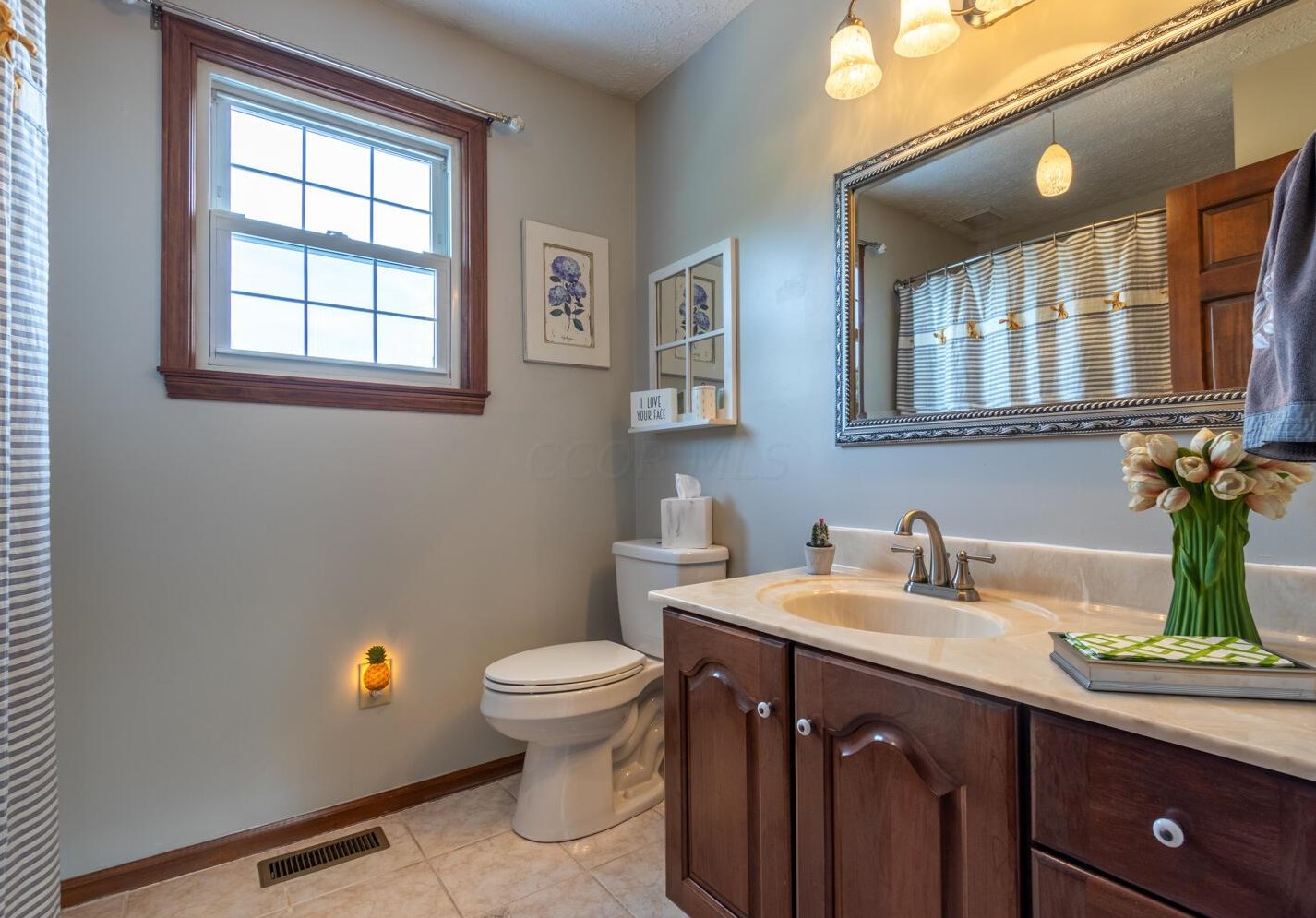 3340 Old Ml Rd, Lancaster OH 43130-9750 exterior