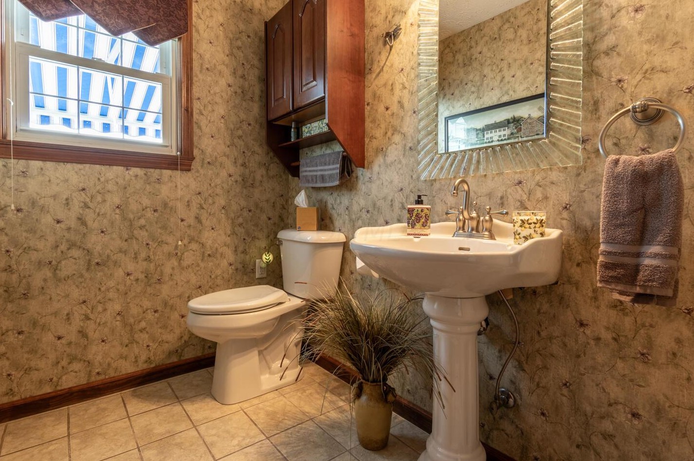 3340 Old Ml Rd, Lancaster OH 43130-9750 exterior