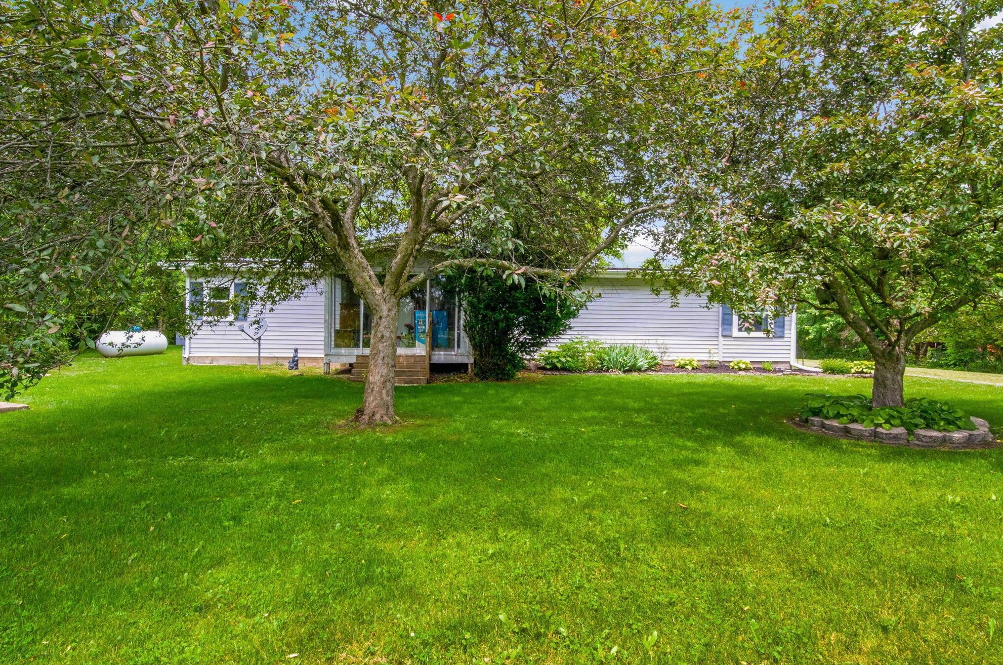 4365 Columbia Rd, Pataskala OH  43062-9276 exterior