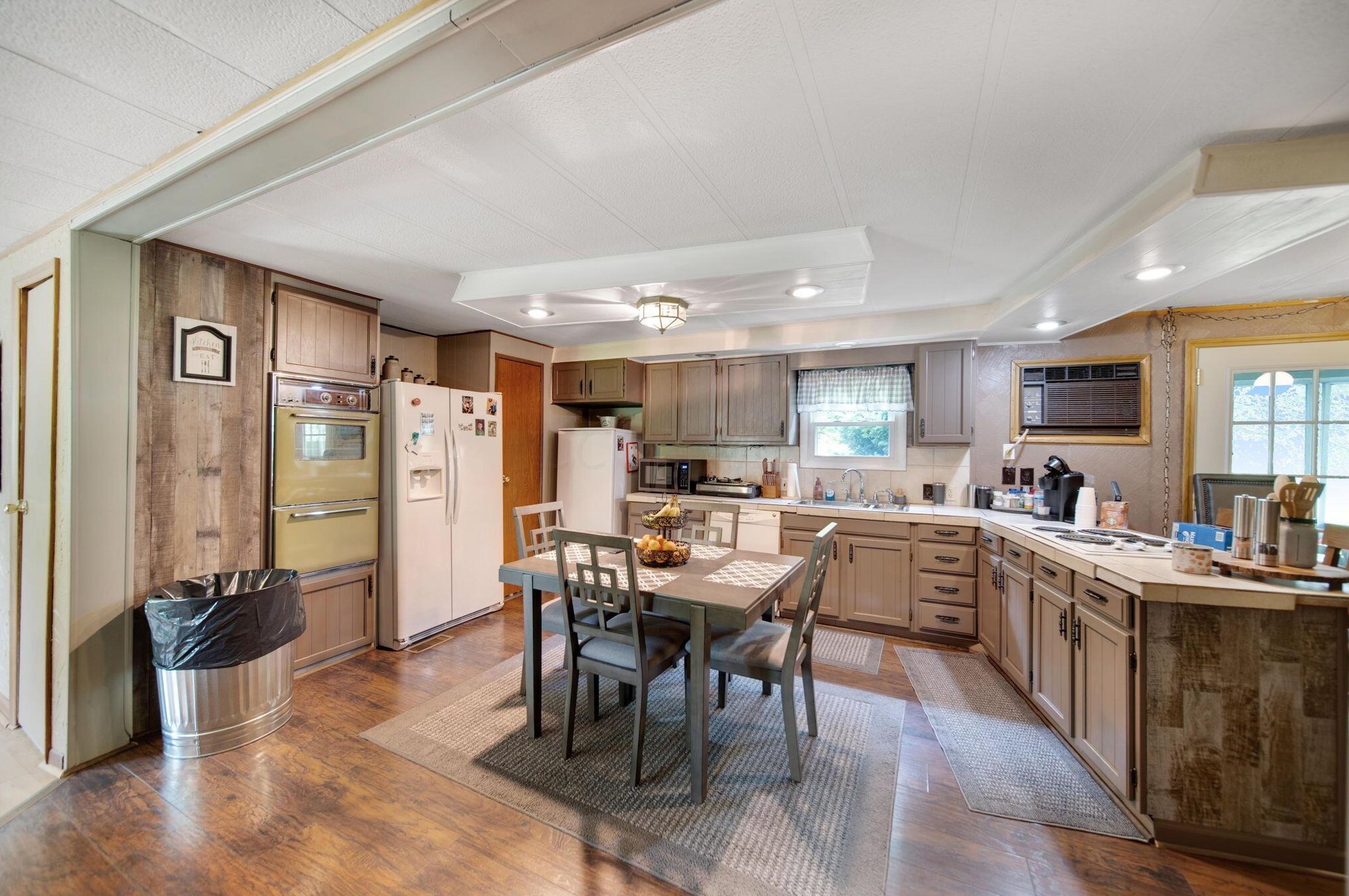 4365 Columbia Rd, Pataskala, OH 43062-8713
