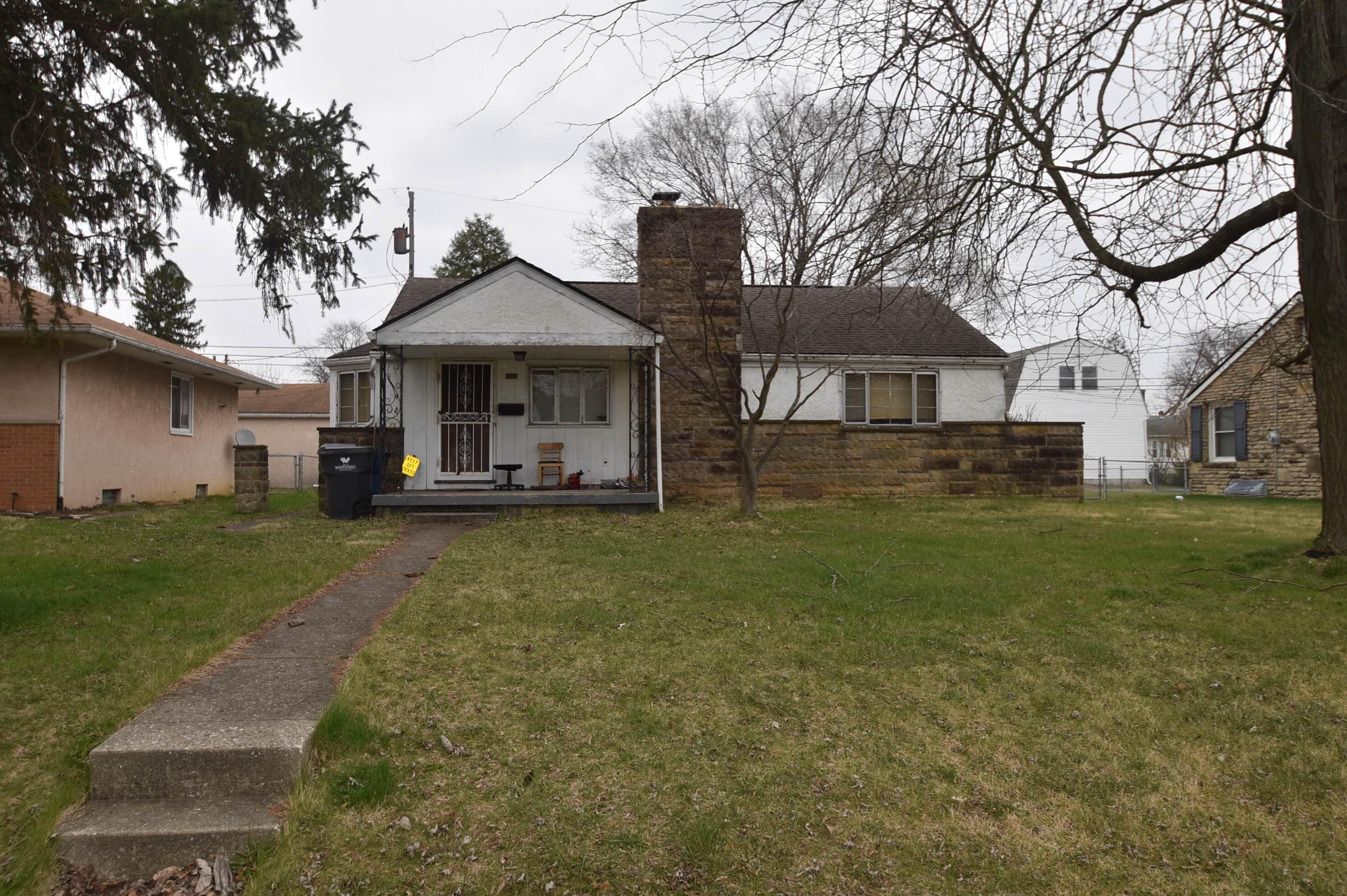 966 Pierce Ave, Columbus OH 43227-1255 exterior