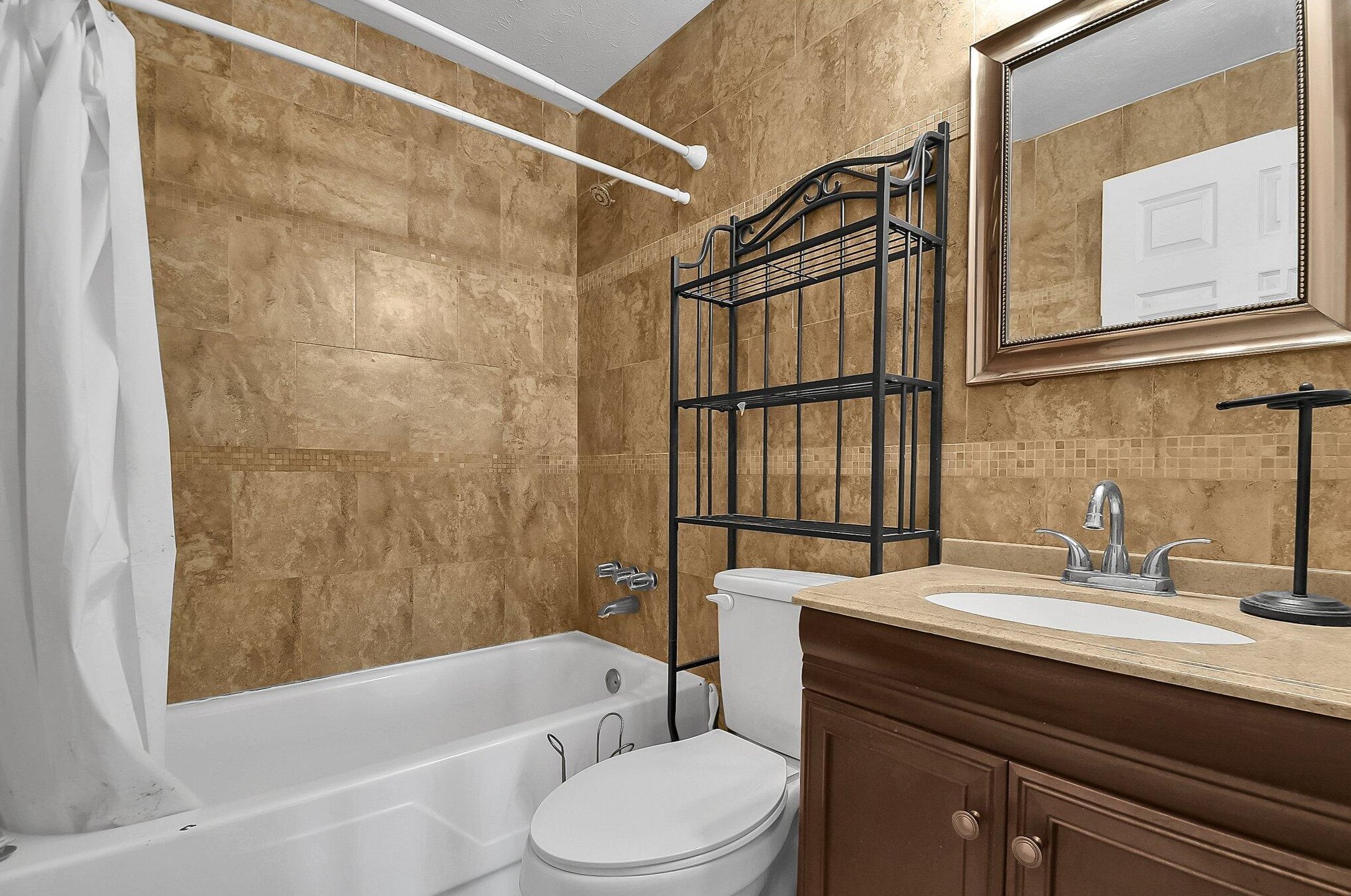 3675 Ferman Rd, Columbus OH 43207-4126 exterior