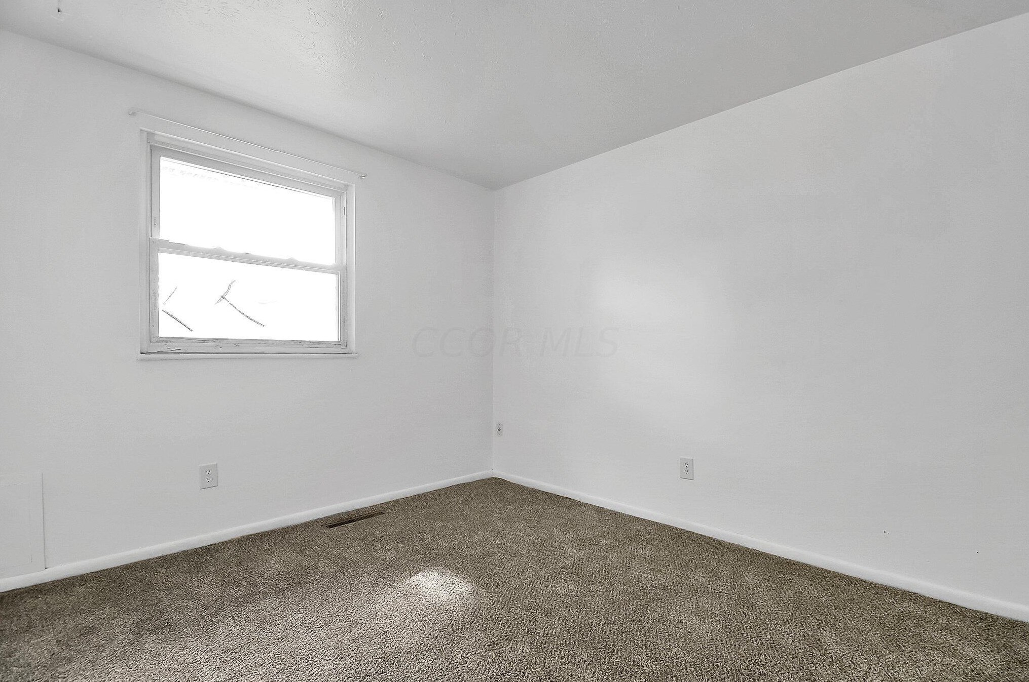 3675 Ferman Rd, Columbus OH 43207-4126 exterior