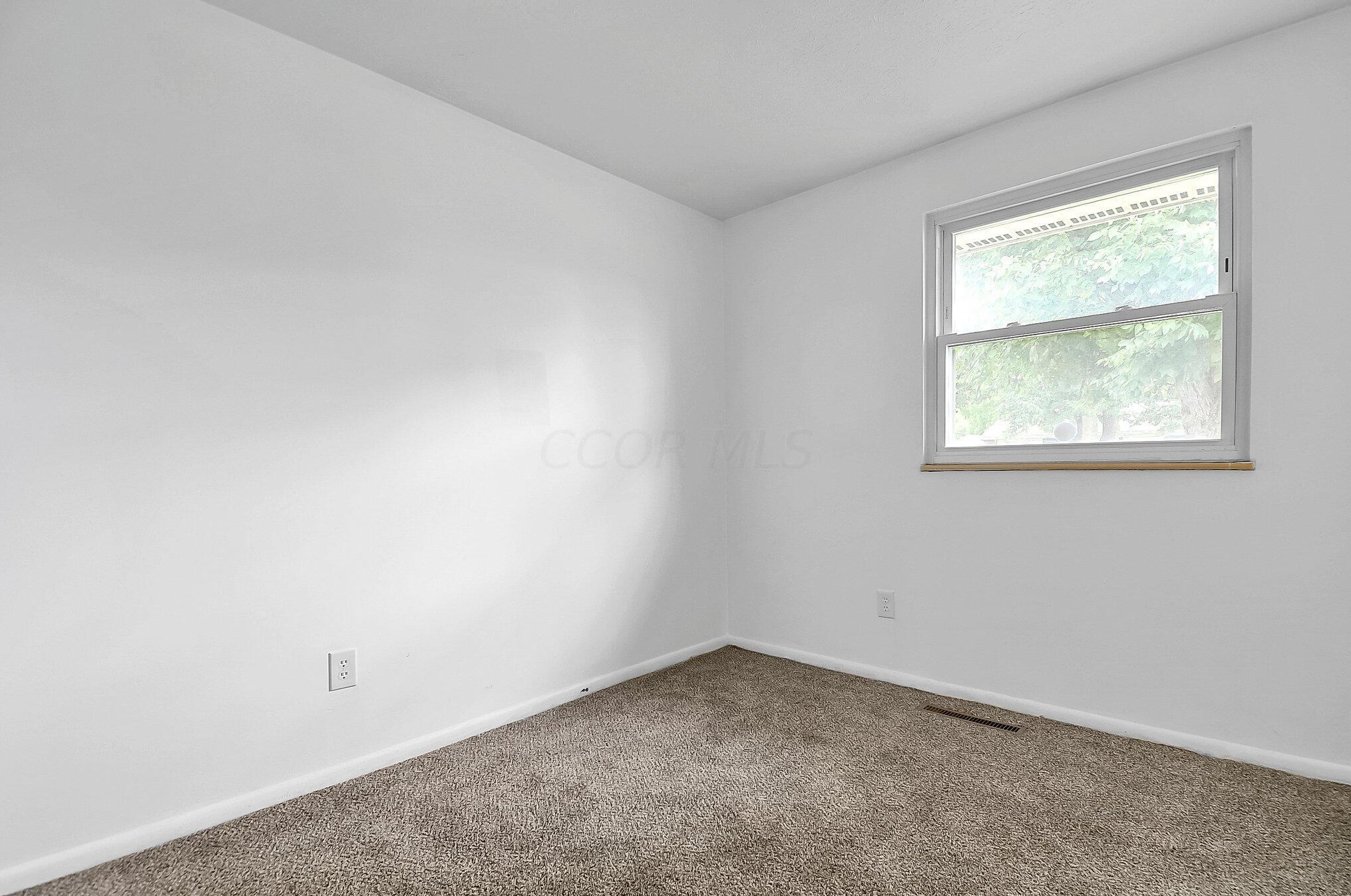 3675 Ferman Rd, Columbus OH 43207-4126 exterior