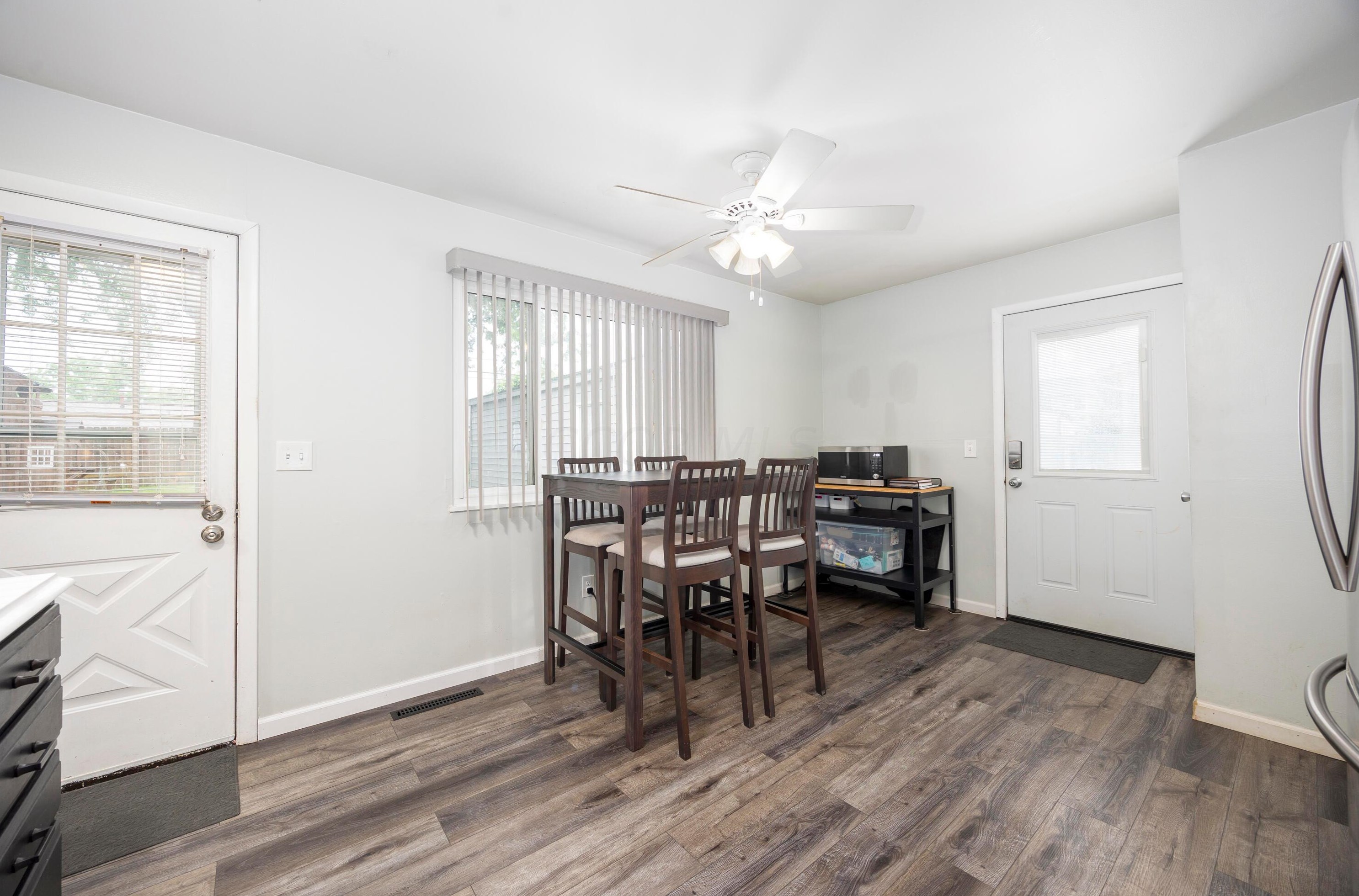 232 Redmond Rd, Columbus OH 43228-2202 exterior