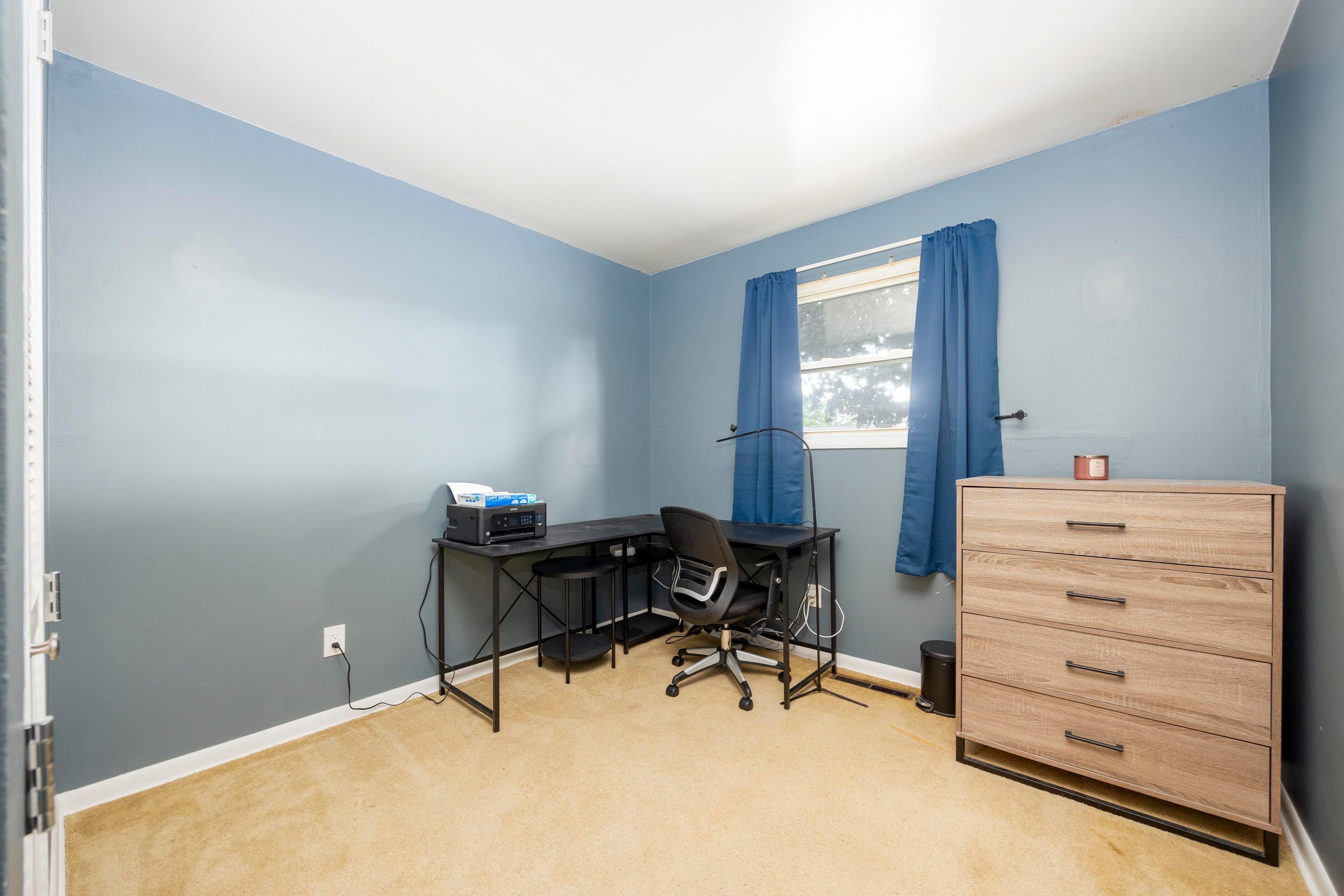 232 Redmond Rd, Columbus OH 43228-2202 exterior