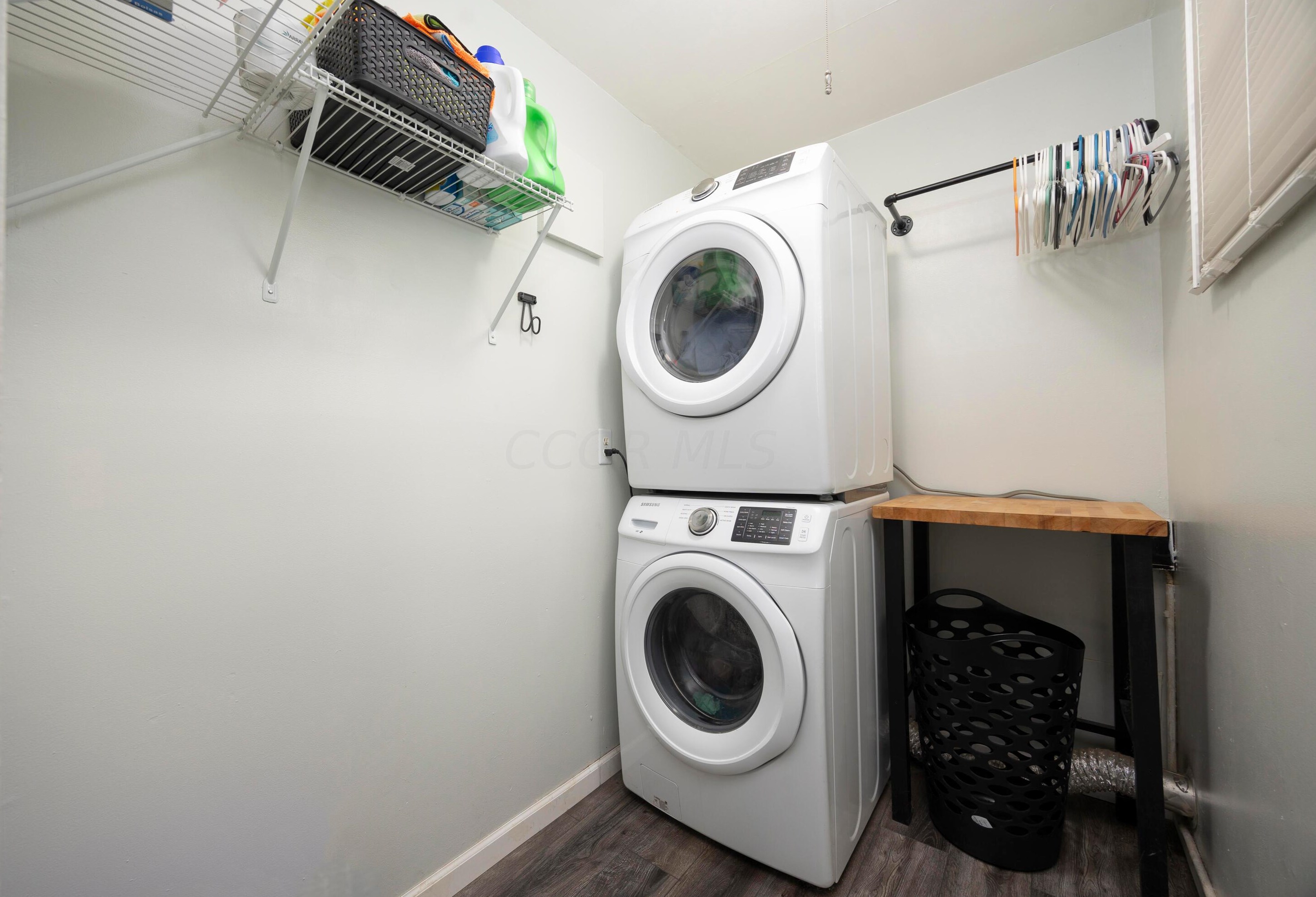 232 Redmond Rd, Columbus OH 43228-2202 exterior