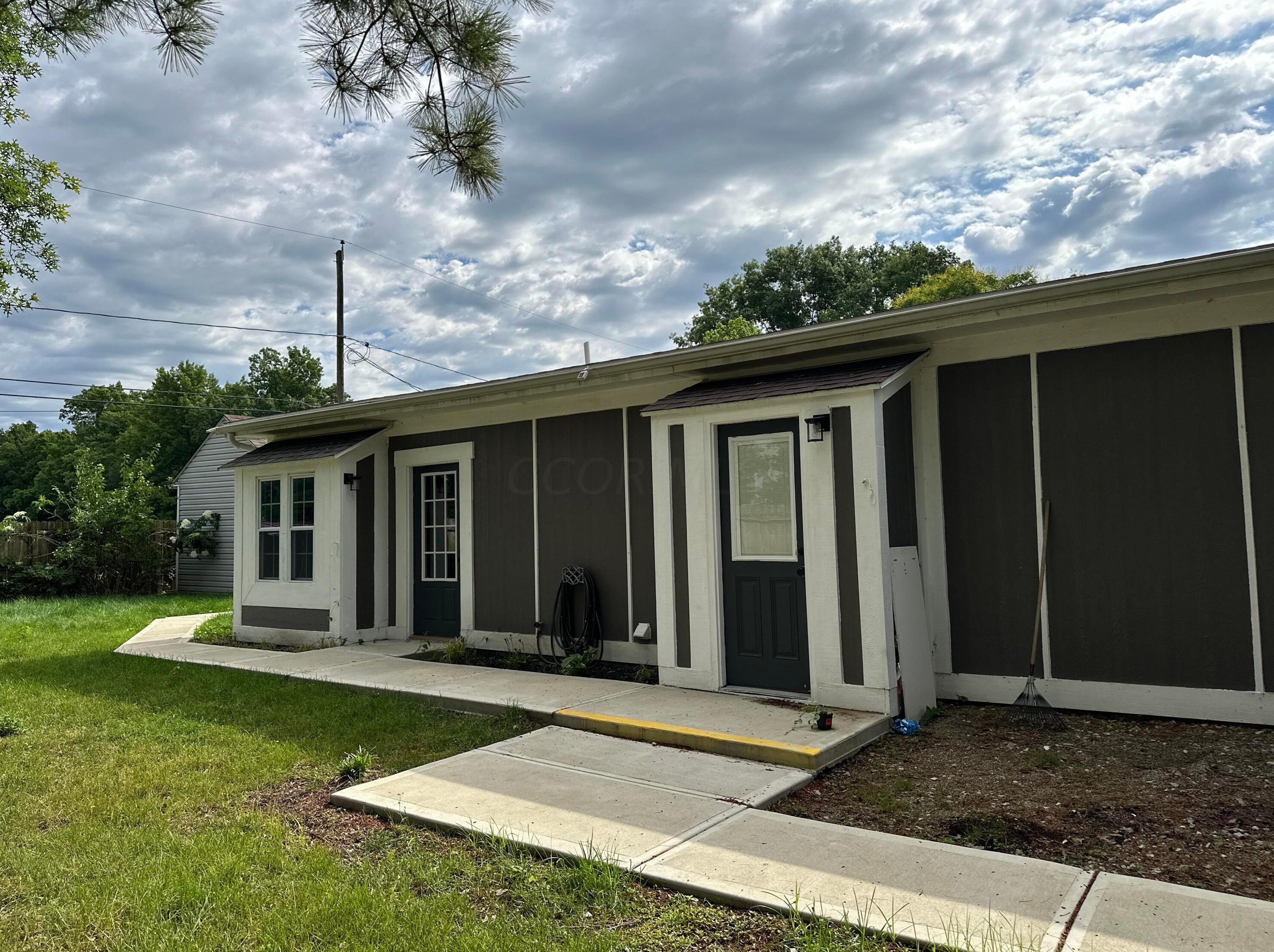 2256 Maureen Blvd, Columbus OH 43207-4555 exterior