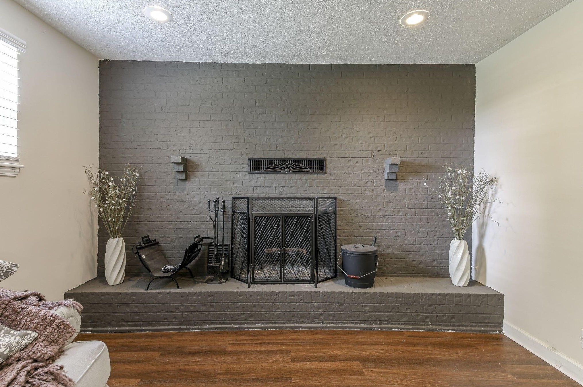 4833 Columbus Rd, Centerburg OH  43011-8900 exterior