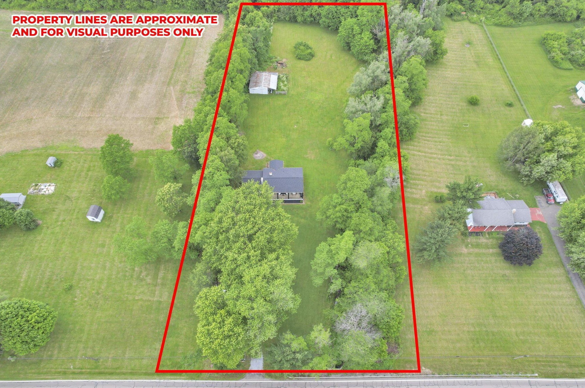4833 Columbus Rd, Centerburg OH  43011-8900 exterior