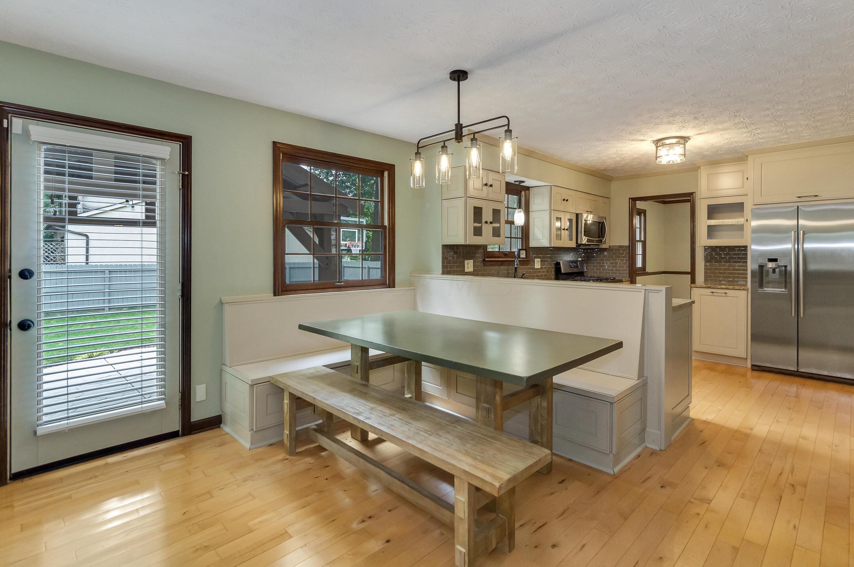 7016 Fitzgerald Rd, Dublin, OH 43017-3019