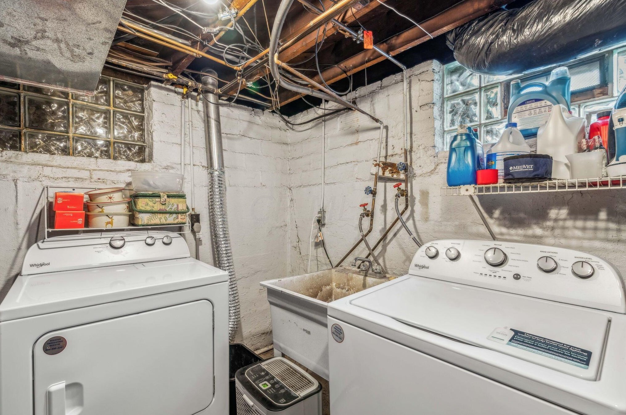 93 Torrence Rd, Columbus OH 43214-3821 exterior