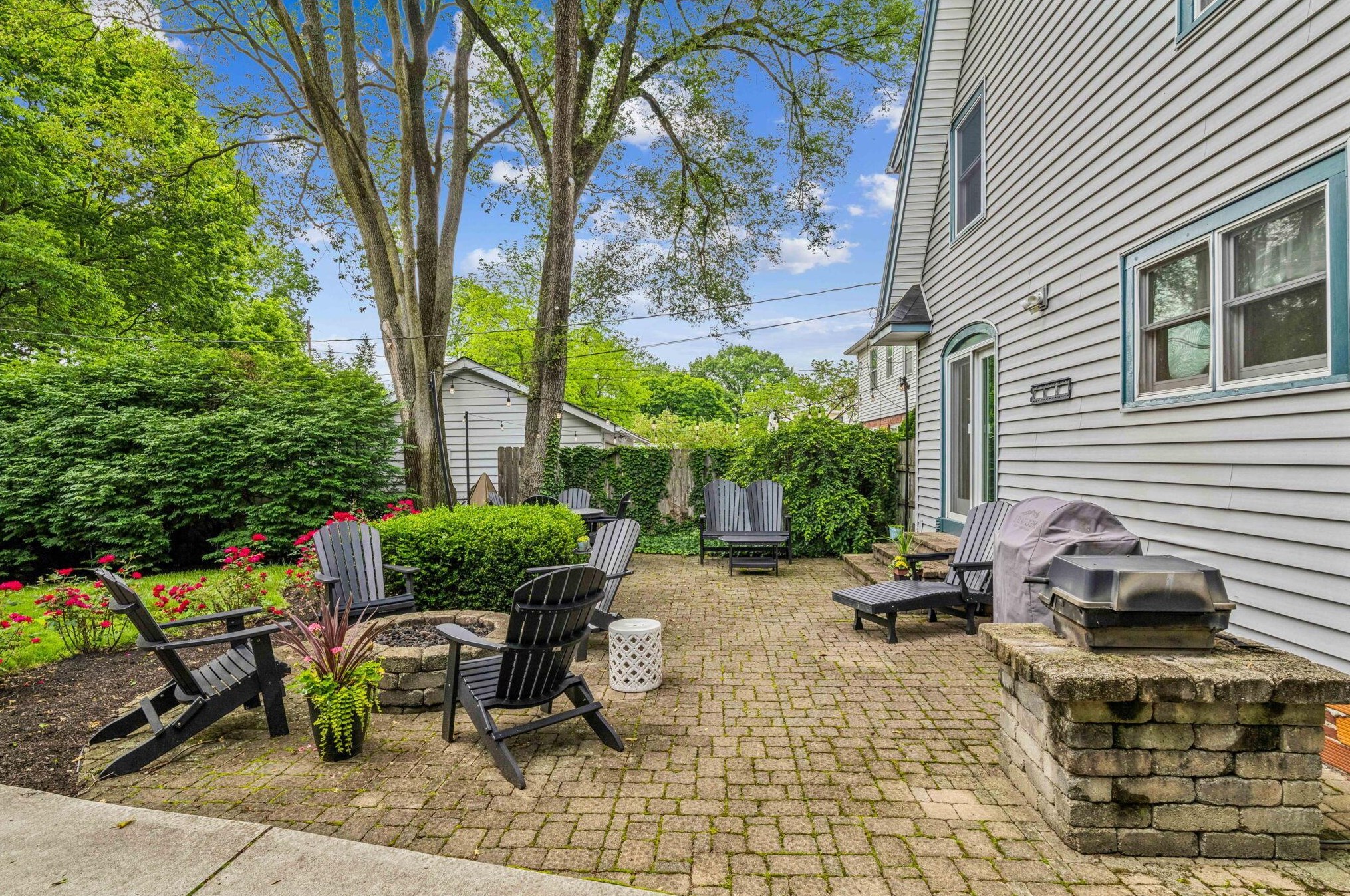 93 Torrence Rd, Columbus OH 43214-3821 exterior