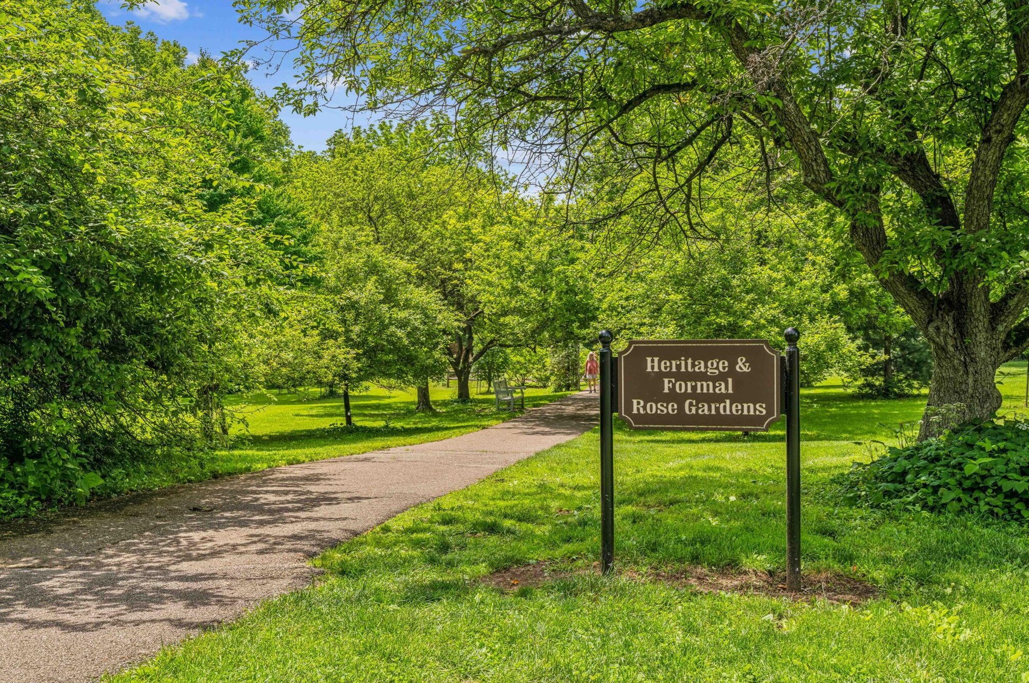 93 Torrence Rd, Columbus OH 43214-3821 exterior