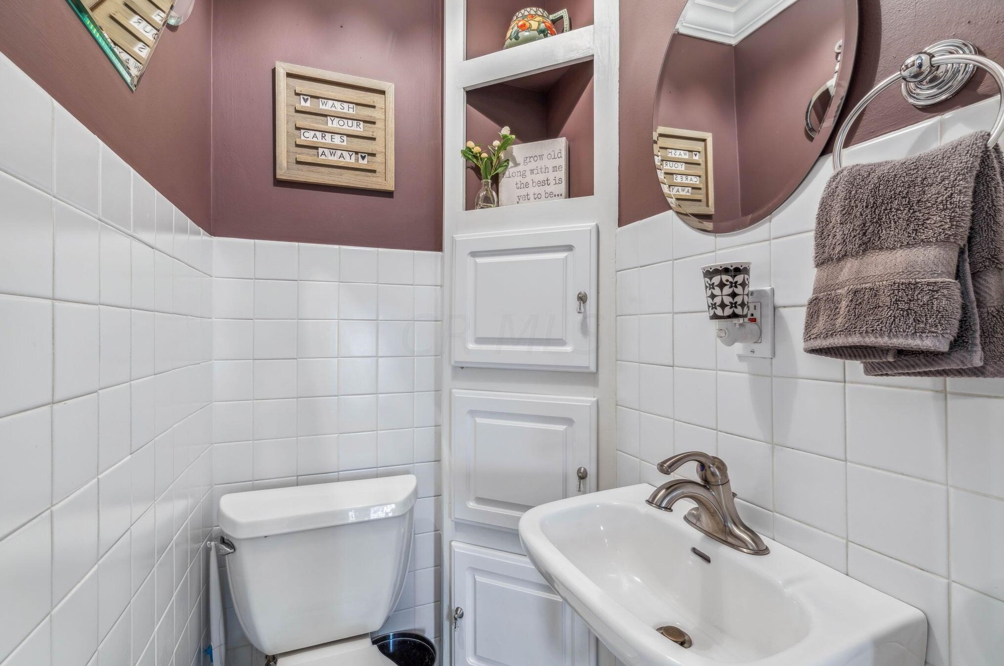 93 Torrence Rd, Columbus OH 43214-3821 exterior