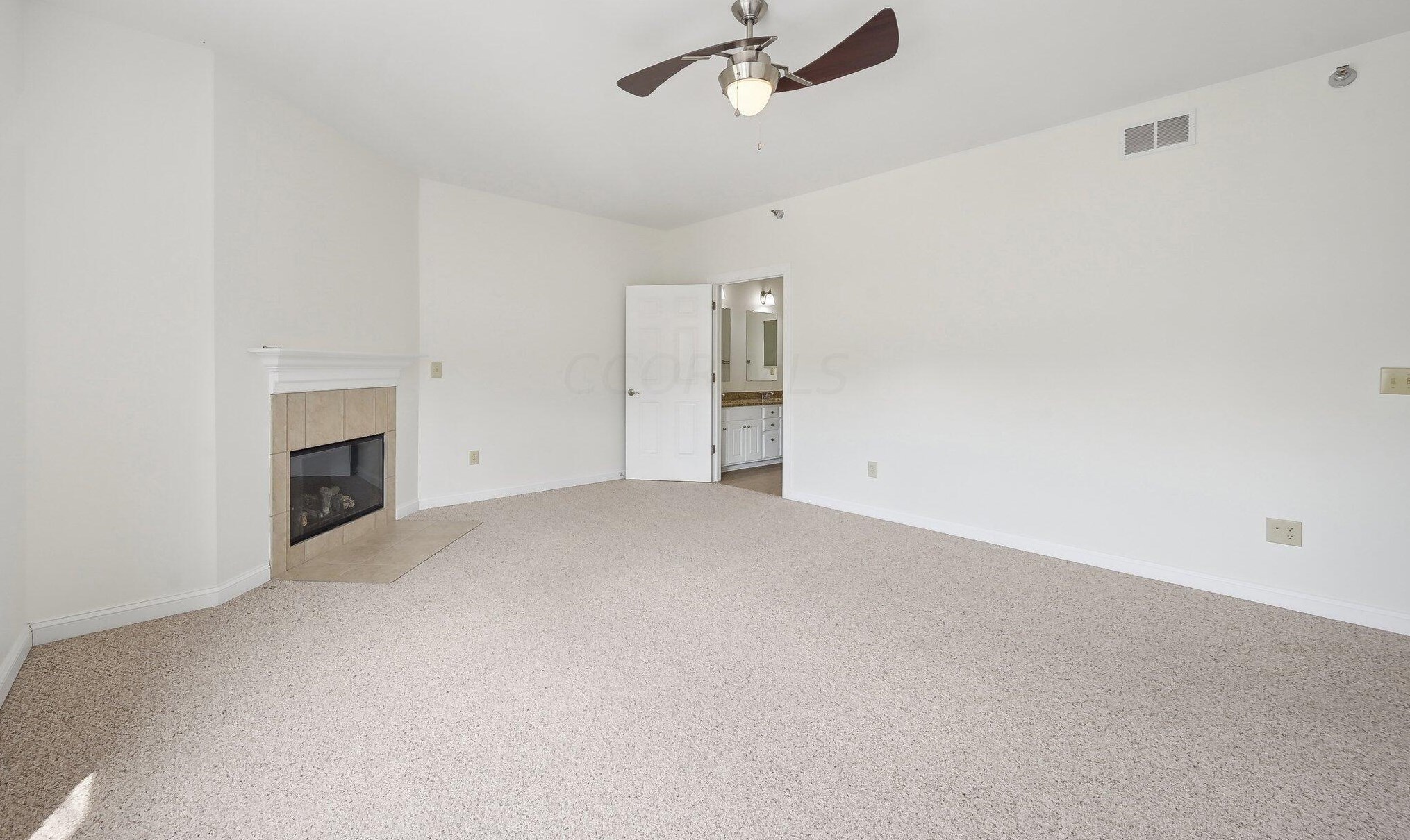 1766 Ridgecliff Rd, Columbus OH 43221-1954 exterior