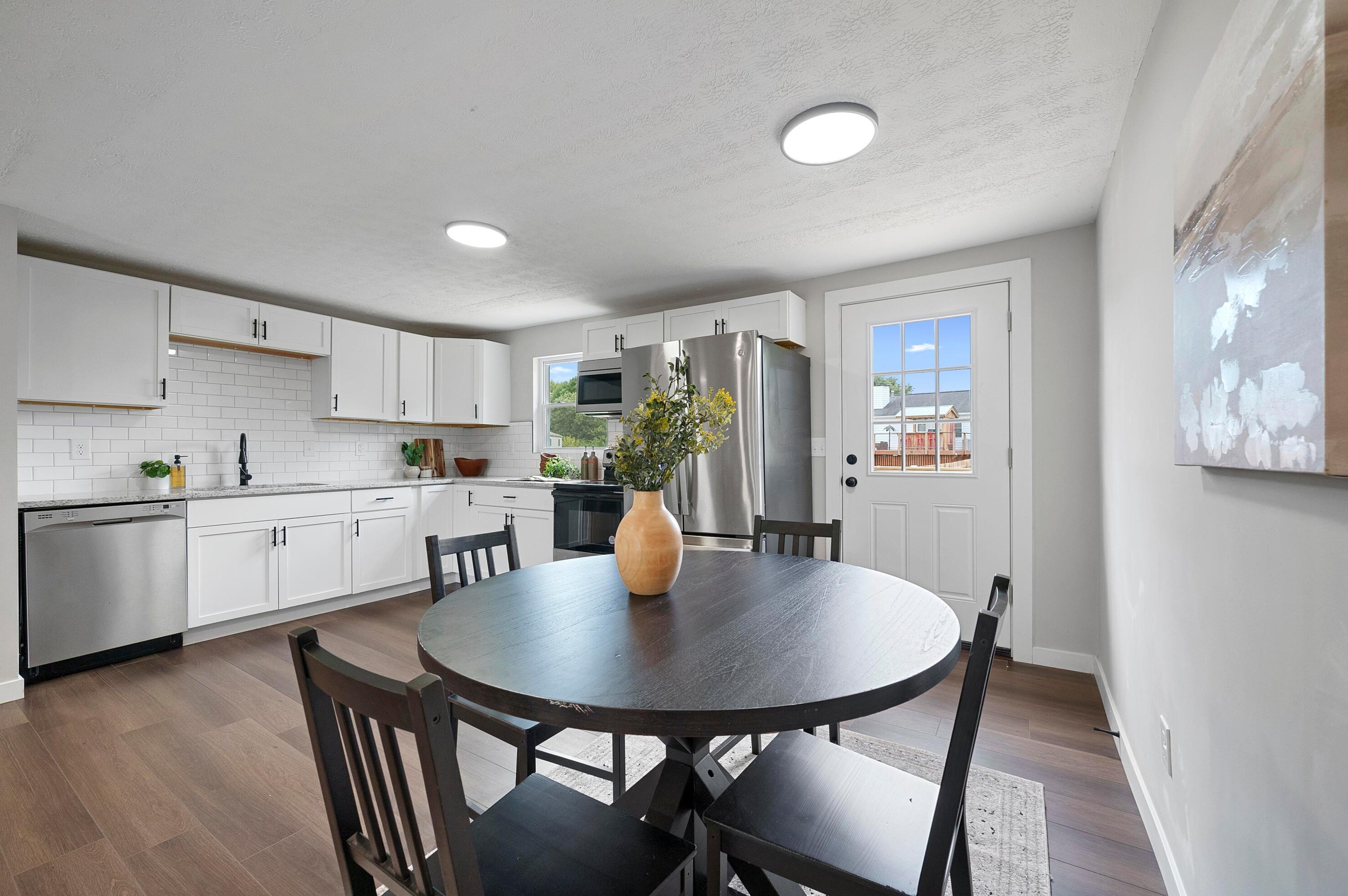 2187 Poplar St, Columbus OH 43207-4380 exterior