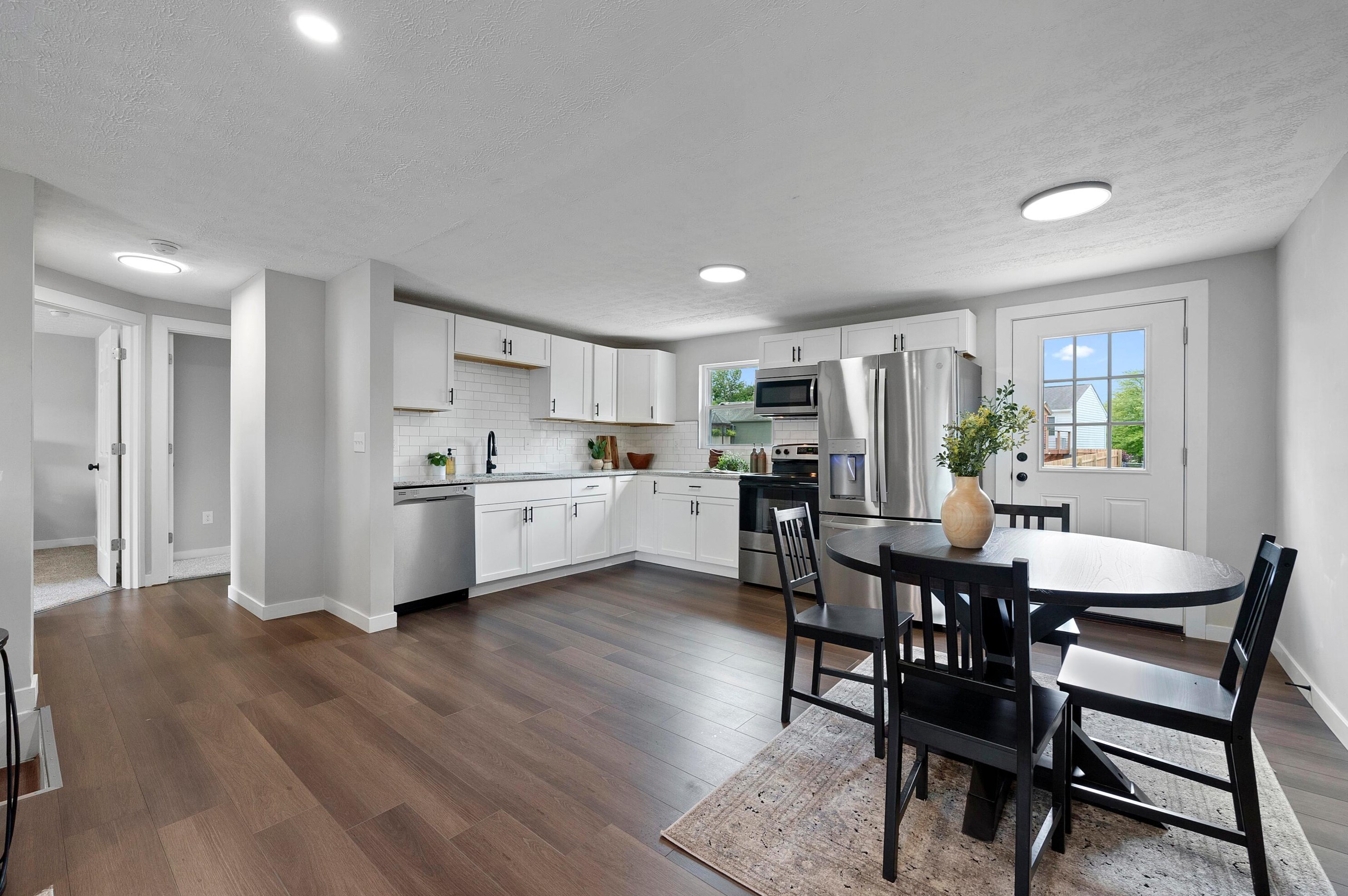 2187 Poplar St, Columbus OH 43207-4380 exterior