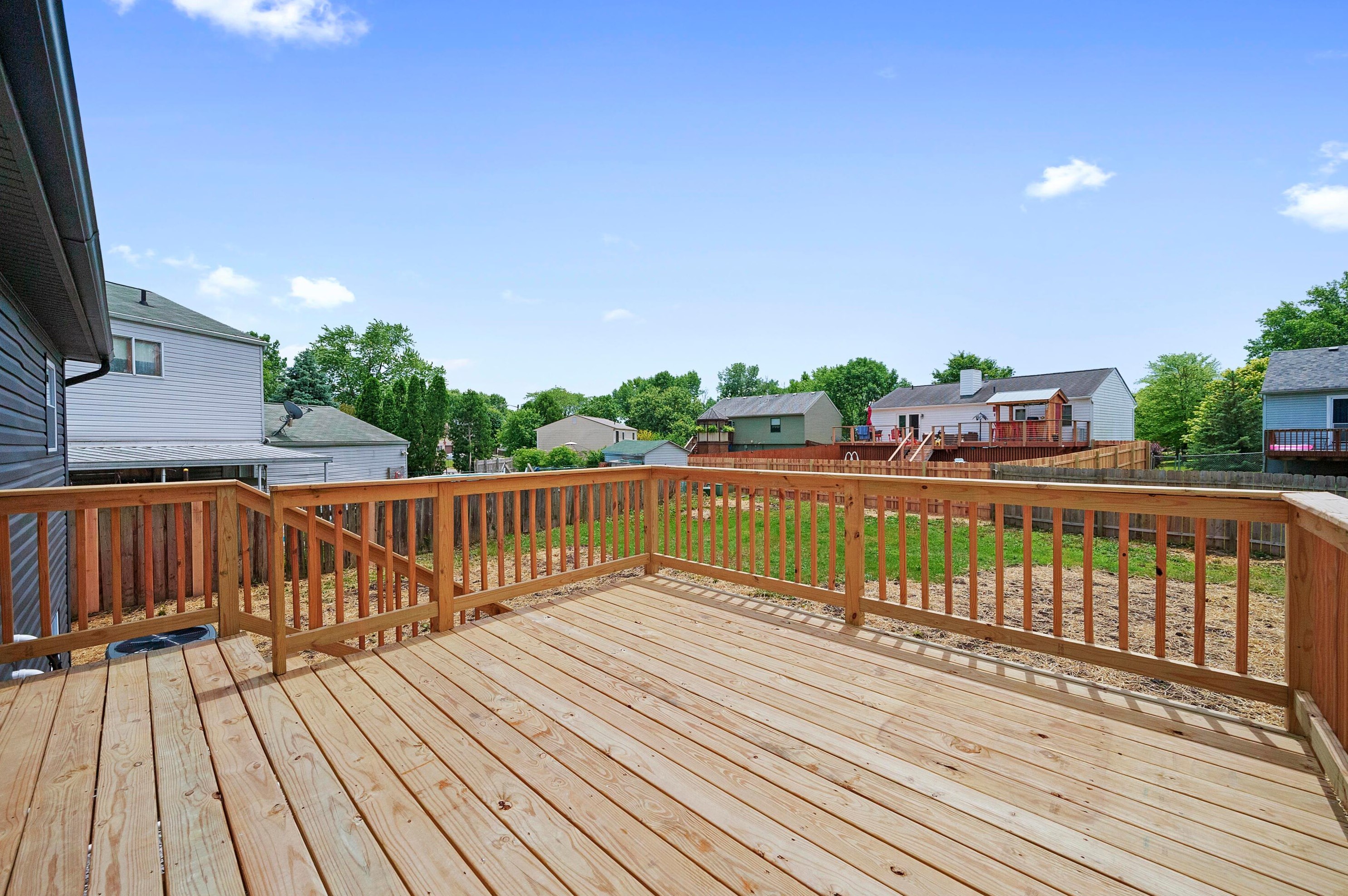 2187 Poplar St, Columbus OH 43207-4380 exterior