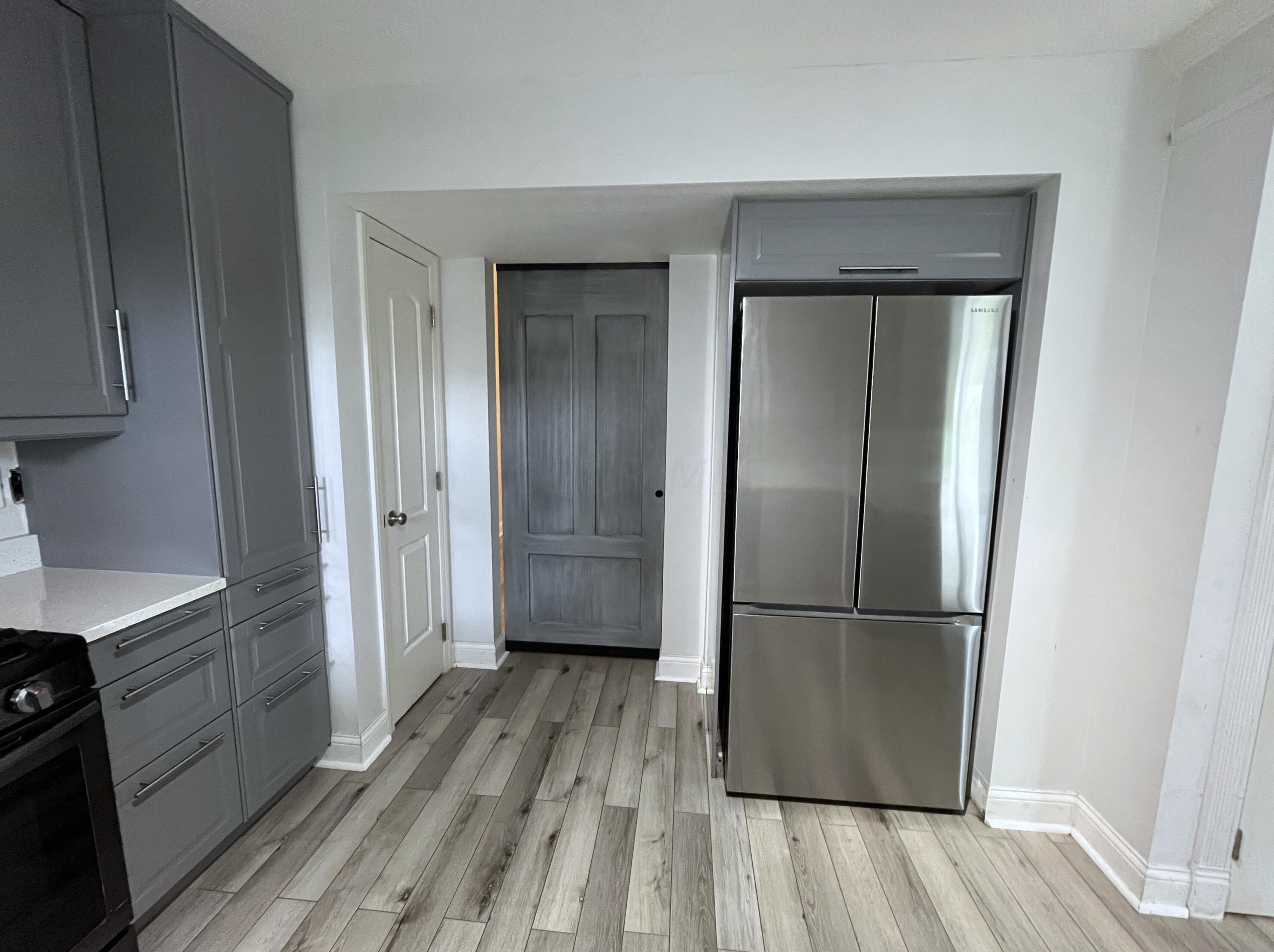 5150 Copper Crk Dr, Dublin OH  43016-7861 exterior