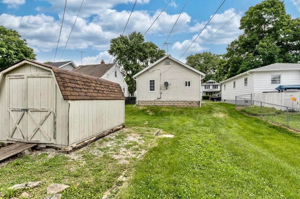 111 Thomas Ave, Lancaster OH 43130-3664 exterior