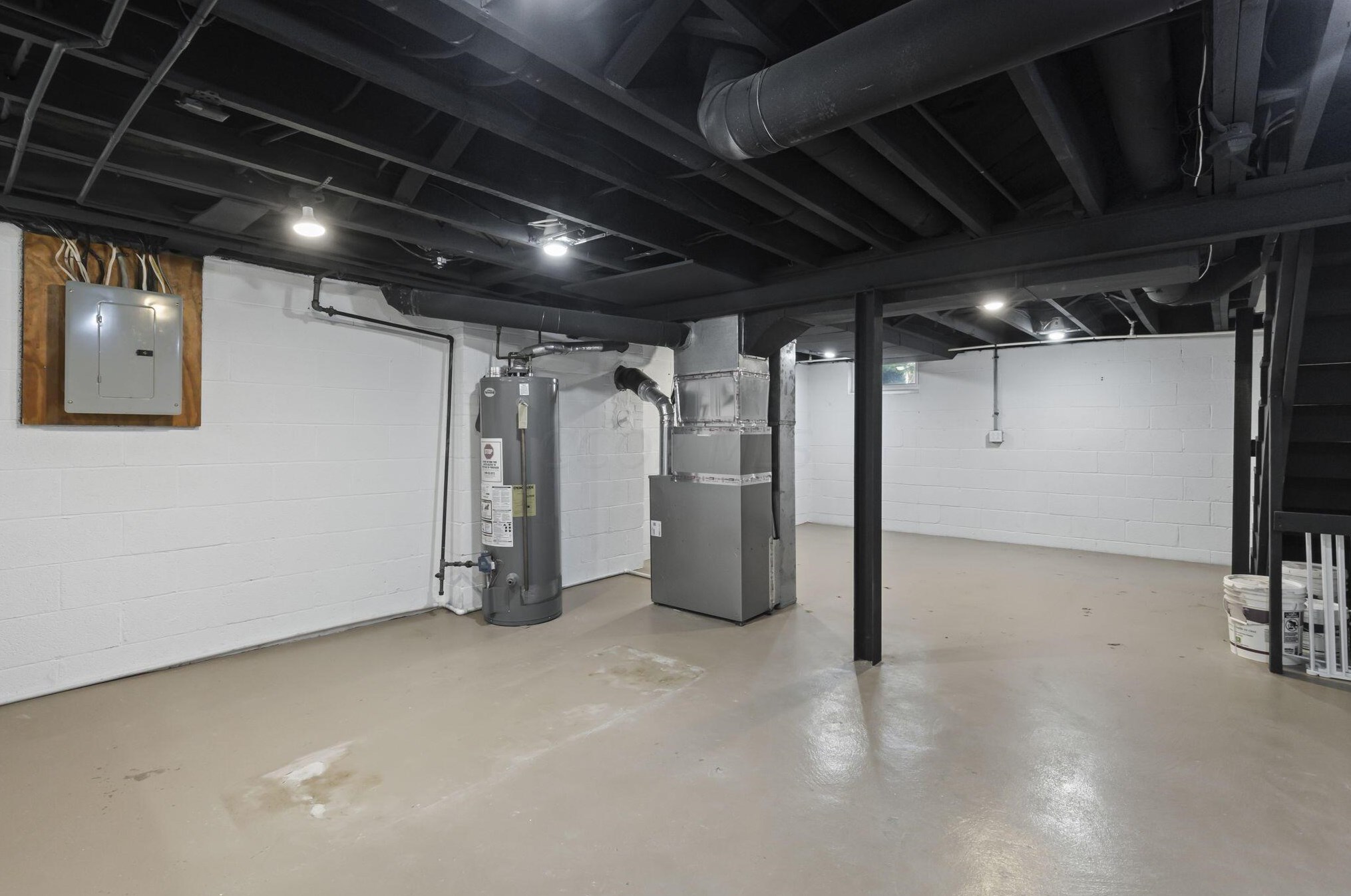 4644 High St, Columbus OH  43214-2004 exterior