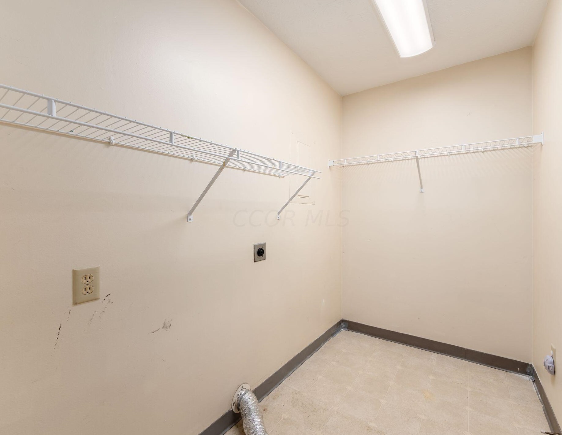 525 Boulder Dr, Delaware OH 43015-2289 exterior