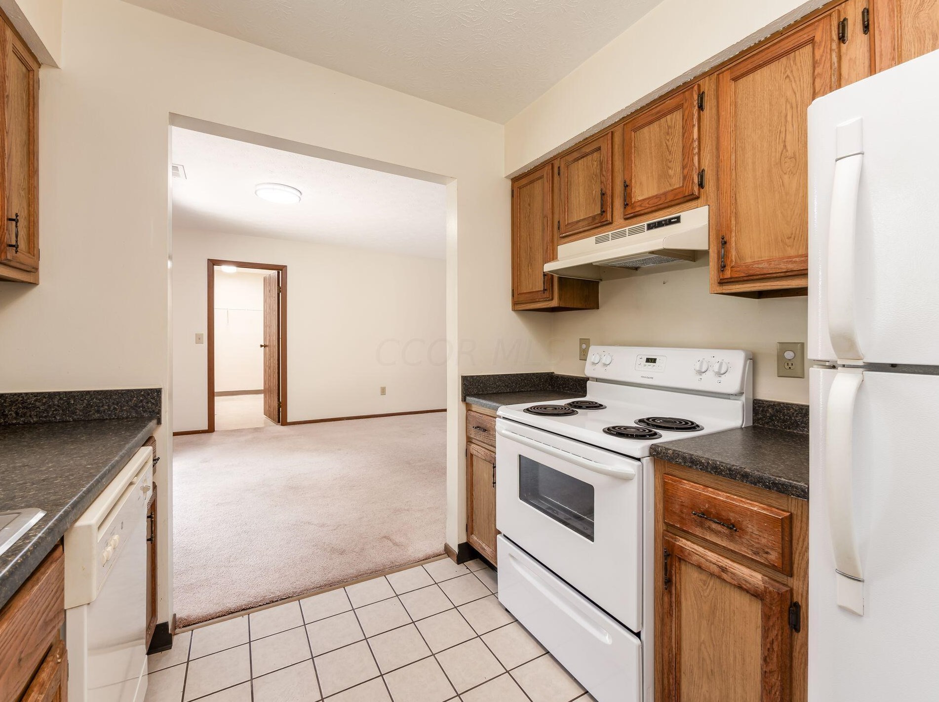 525 Boulder Dr, Delaware OH 43015-2289 exterior