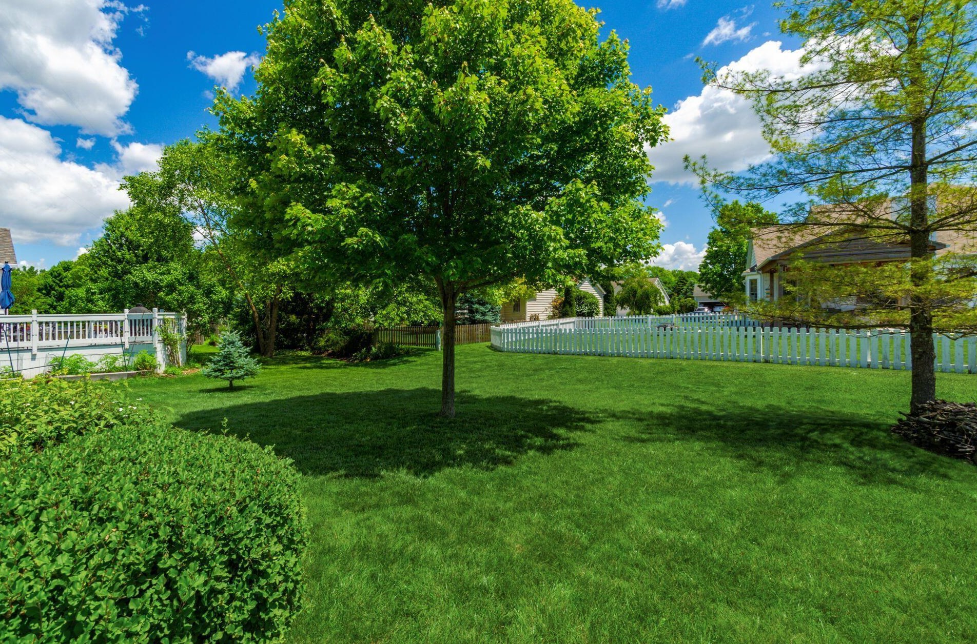 5910 Pne Wild Dr, Westerville OH  43082-9723 exterior