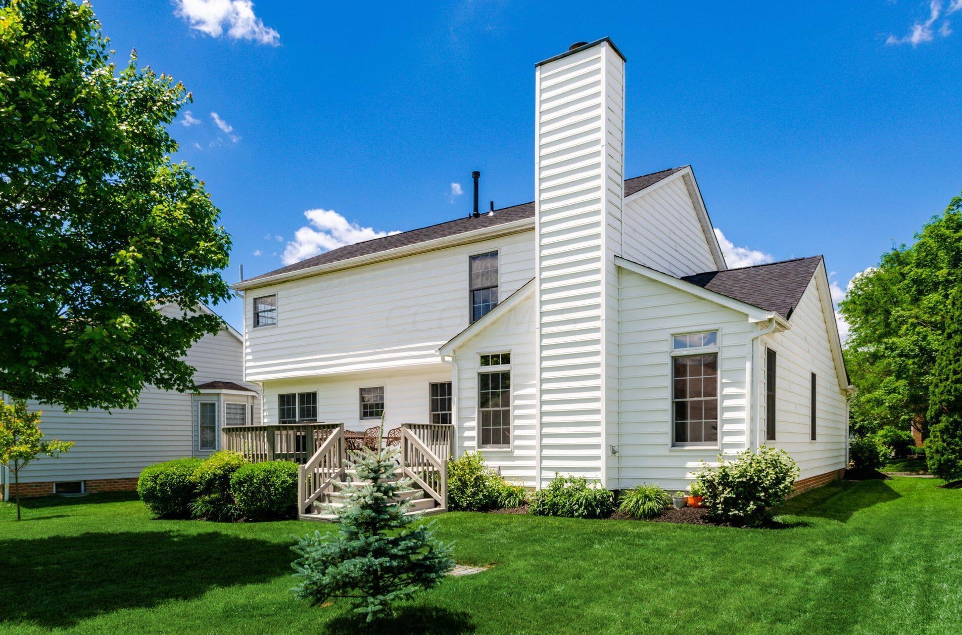 5910 Pne Wild Dr, Westerville OH  43082-9723 exterior