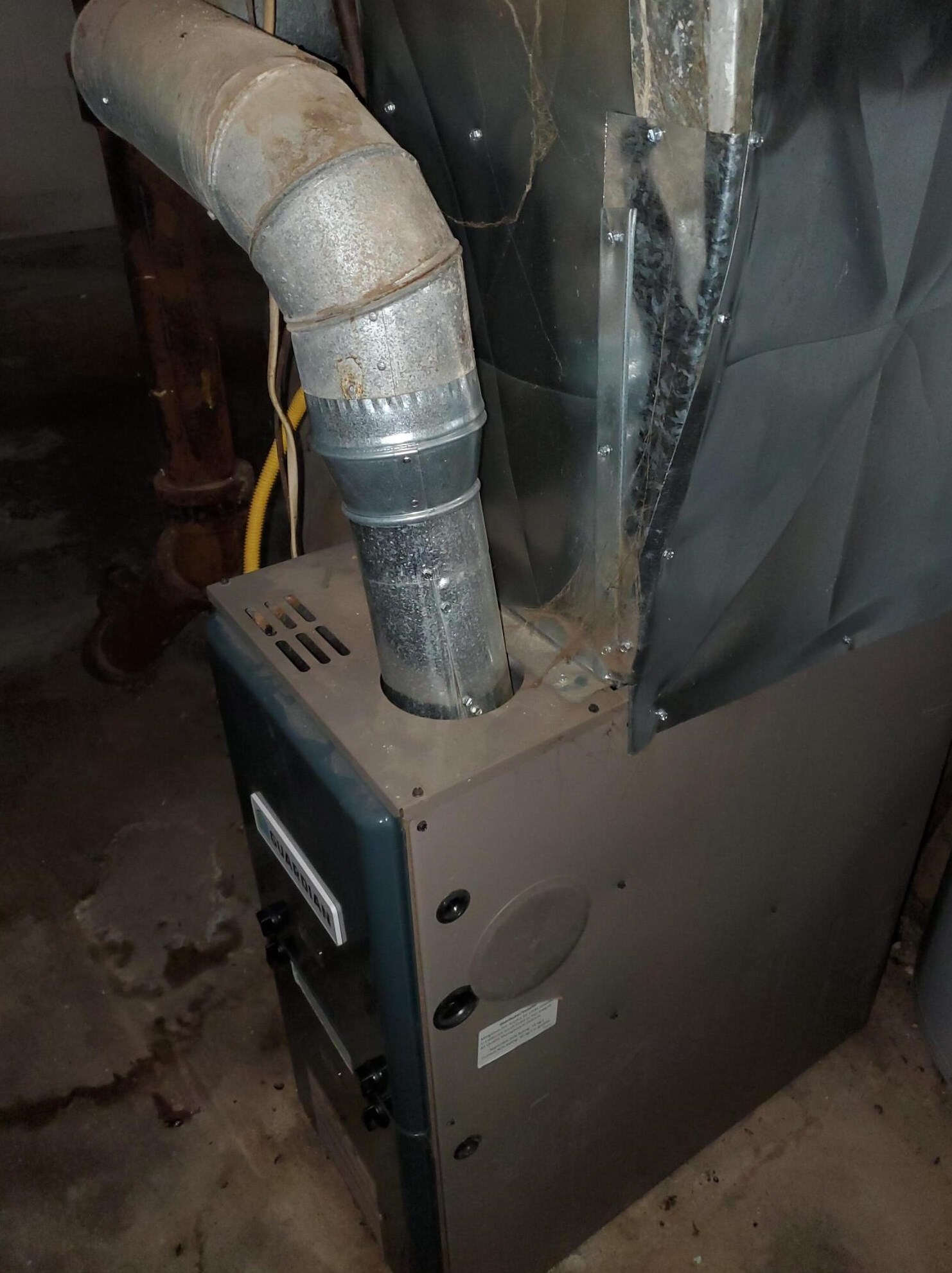 1852 Genessee Ave, Columbus OH 43211-1824 exterior