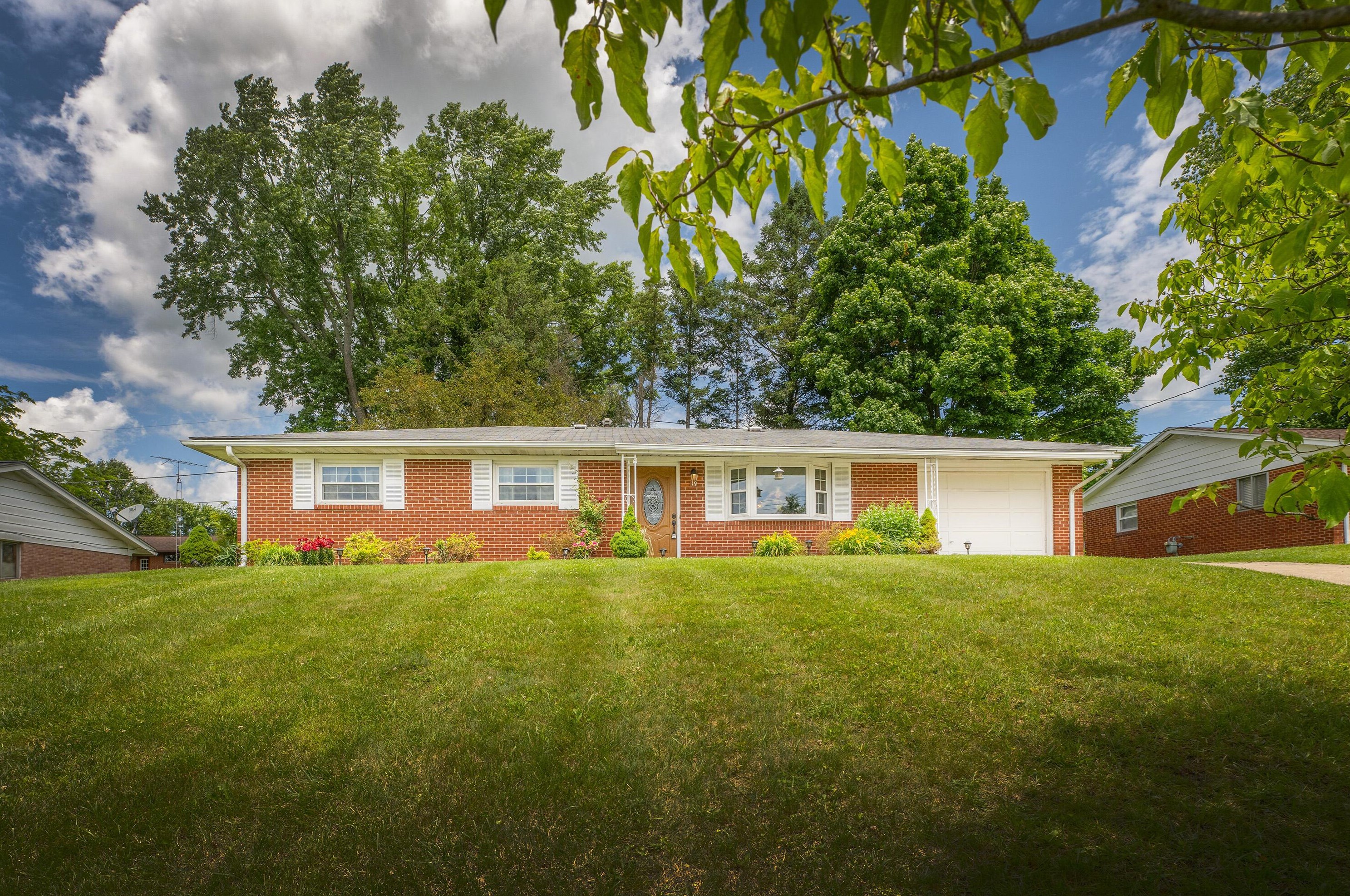 19 Eastmoor Dr, Mount Vernon, OH 43050