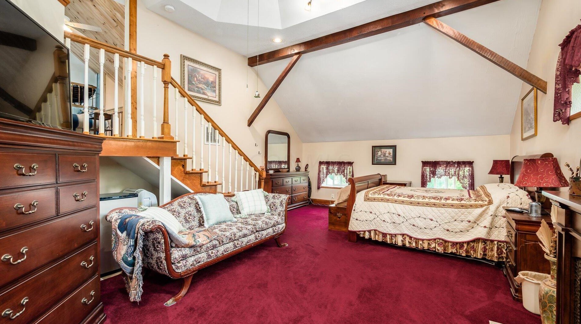 865 Logan Thornville Rd, Hide Away Hills OH  43107-9762 exterior
