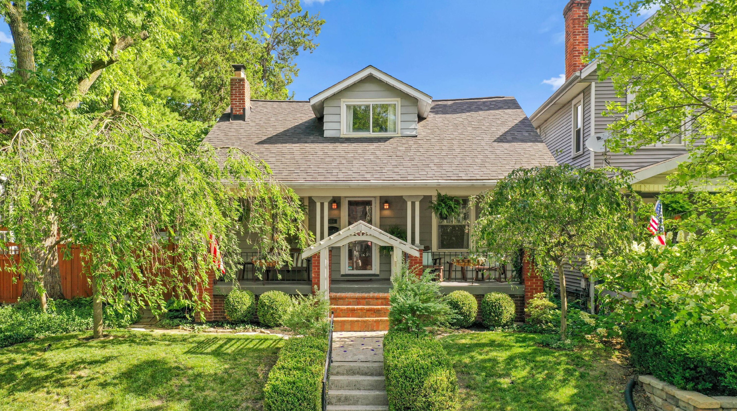 304 Hanford St, Columbus, OH 43206-3659