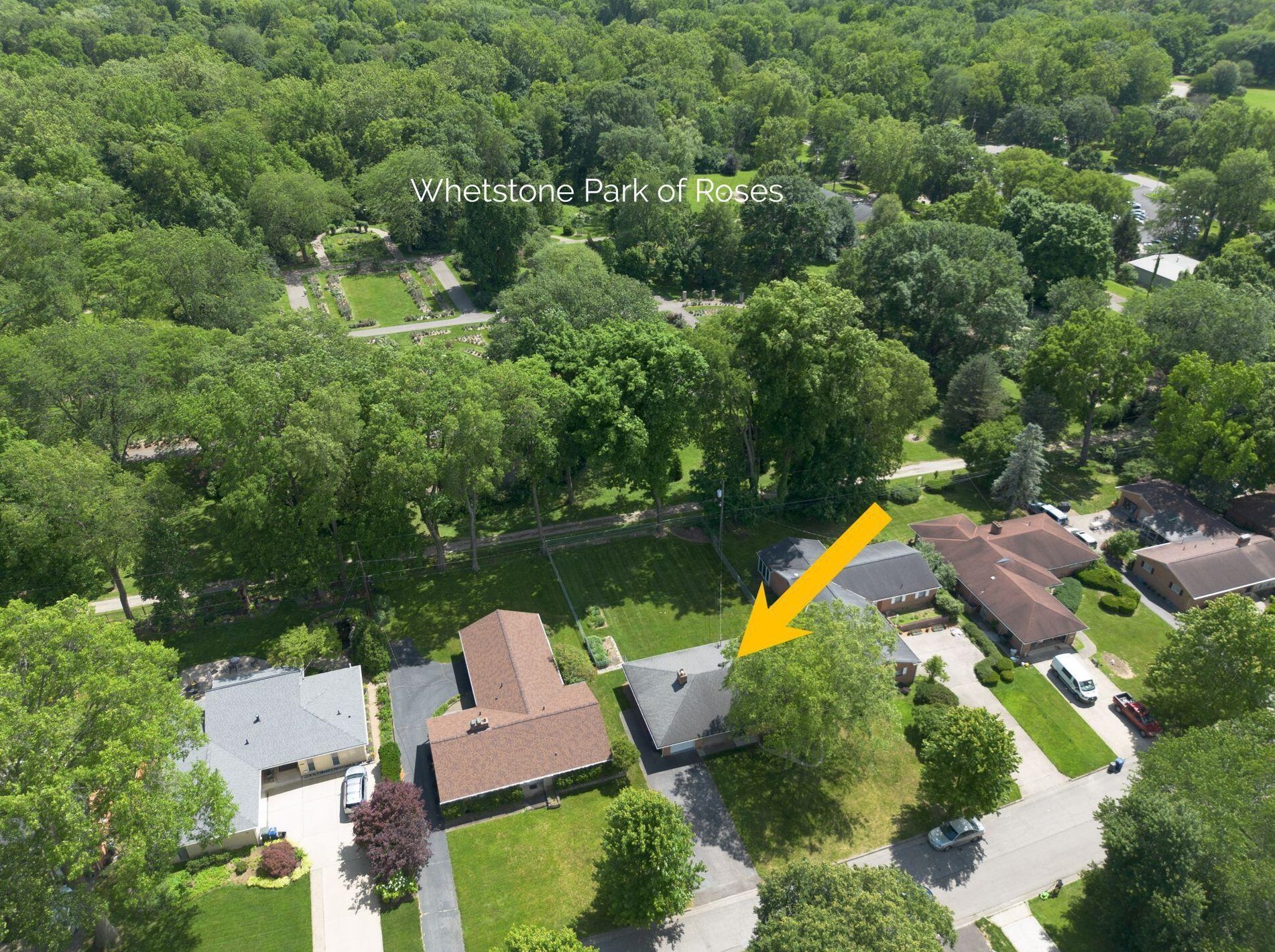 211 Ceramic Dr, Columbus OH 43214-3073 exterior