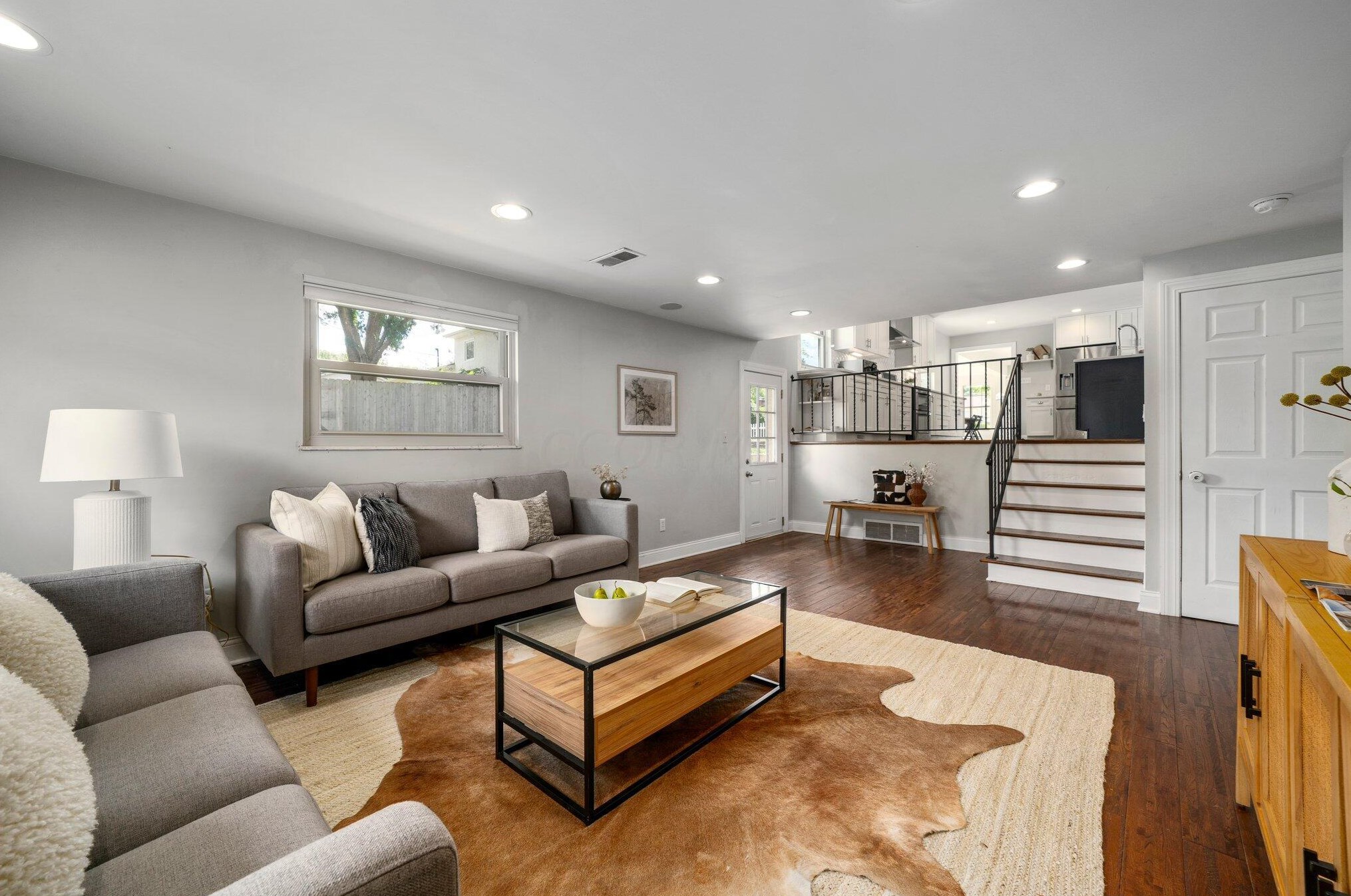 1385 Ridgeview Rd, Columbus OH 43221-2706 exterior