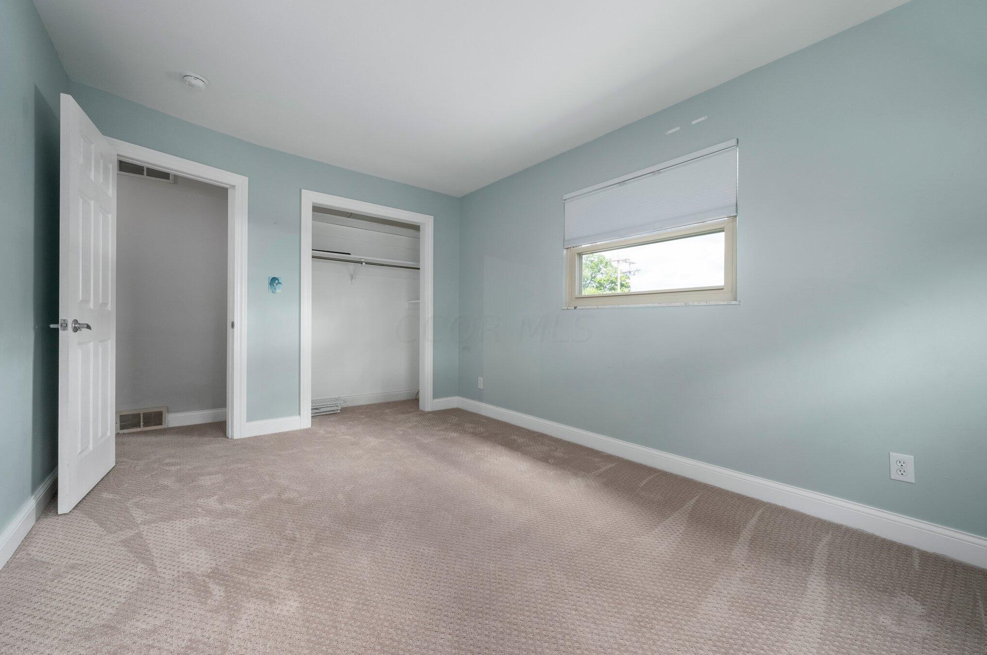 1385 Ridgeview Rd, Columbus OH 43221-2706 exterior