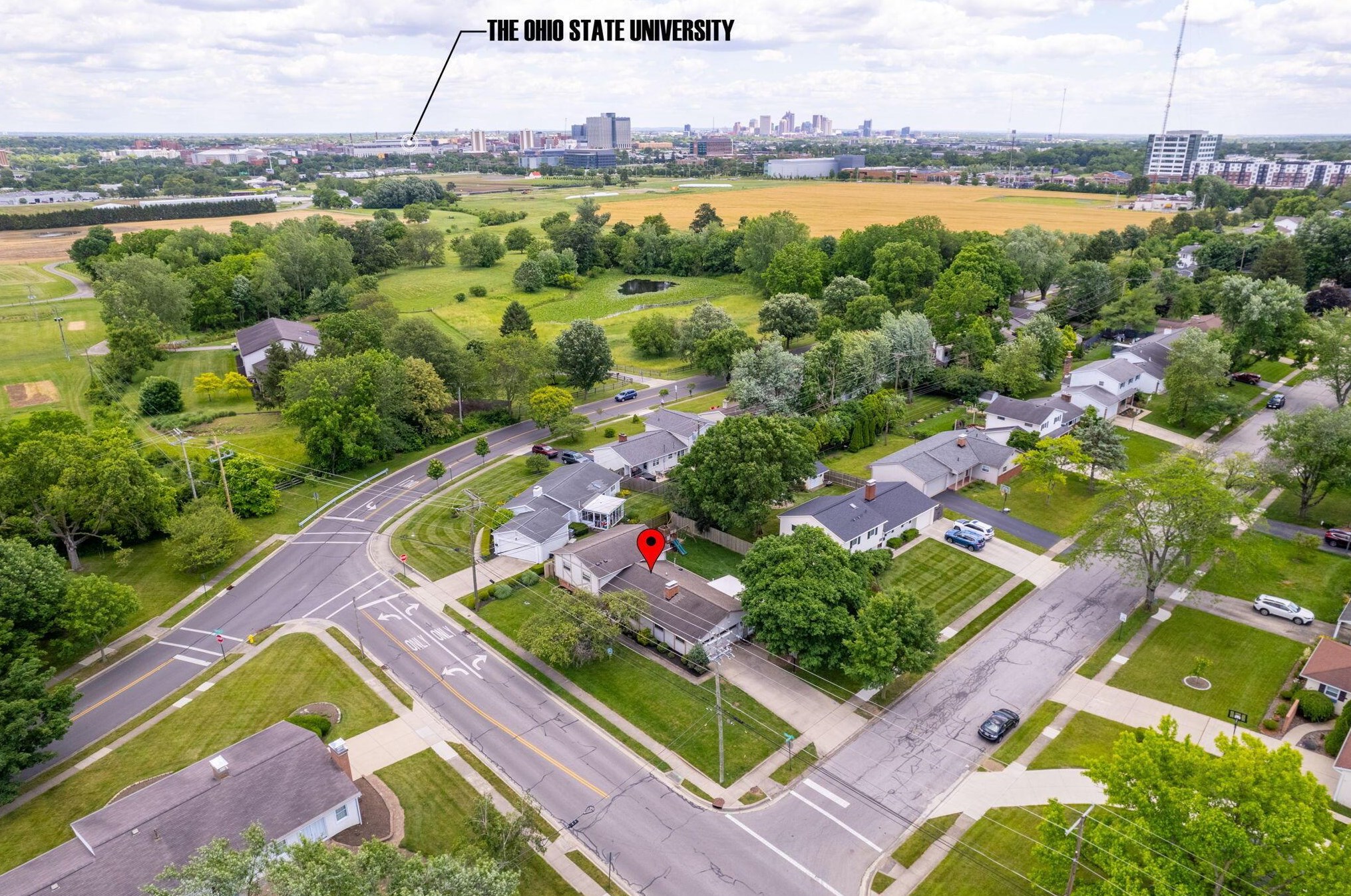 1385 Ridgeview Rd, Columbus OH 43221-2706 exterior