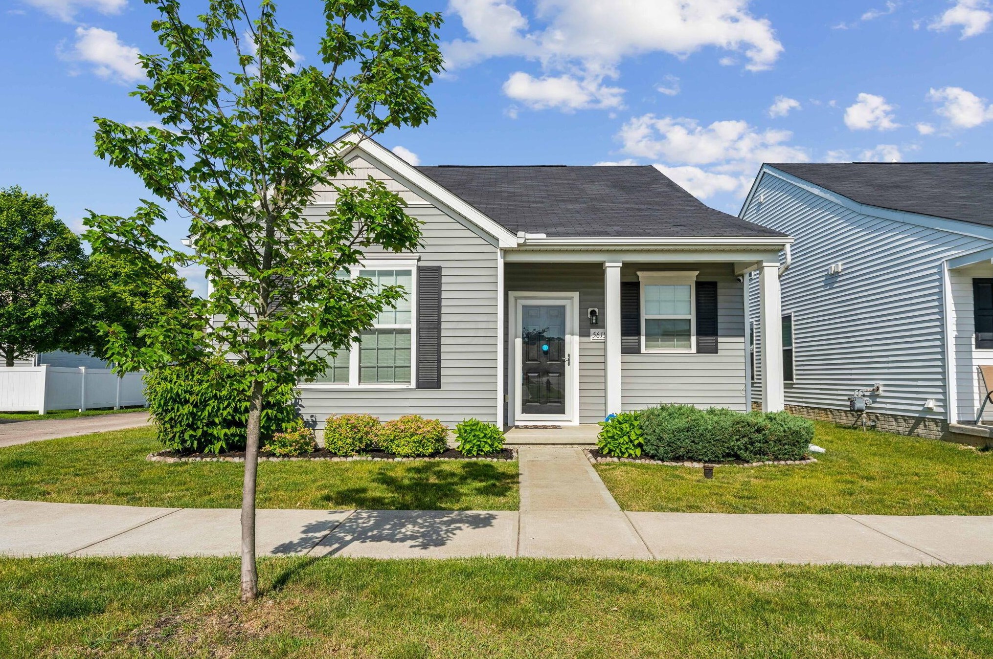5615 Ellis Brook Dr, Dublin, OH 43016