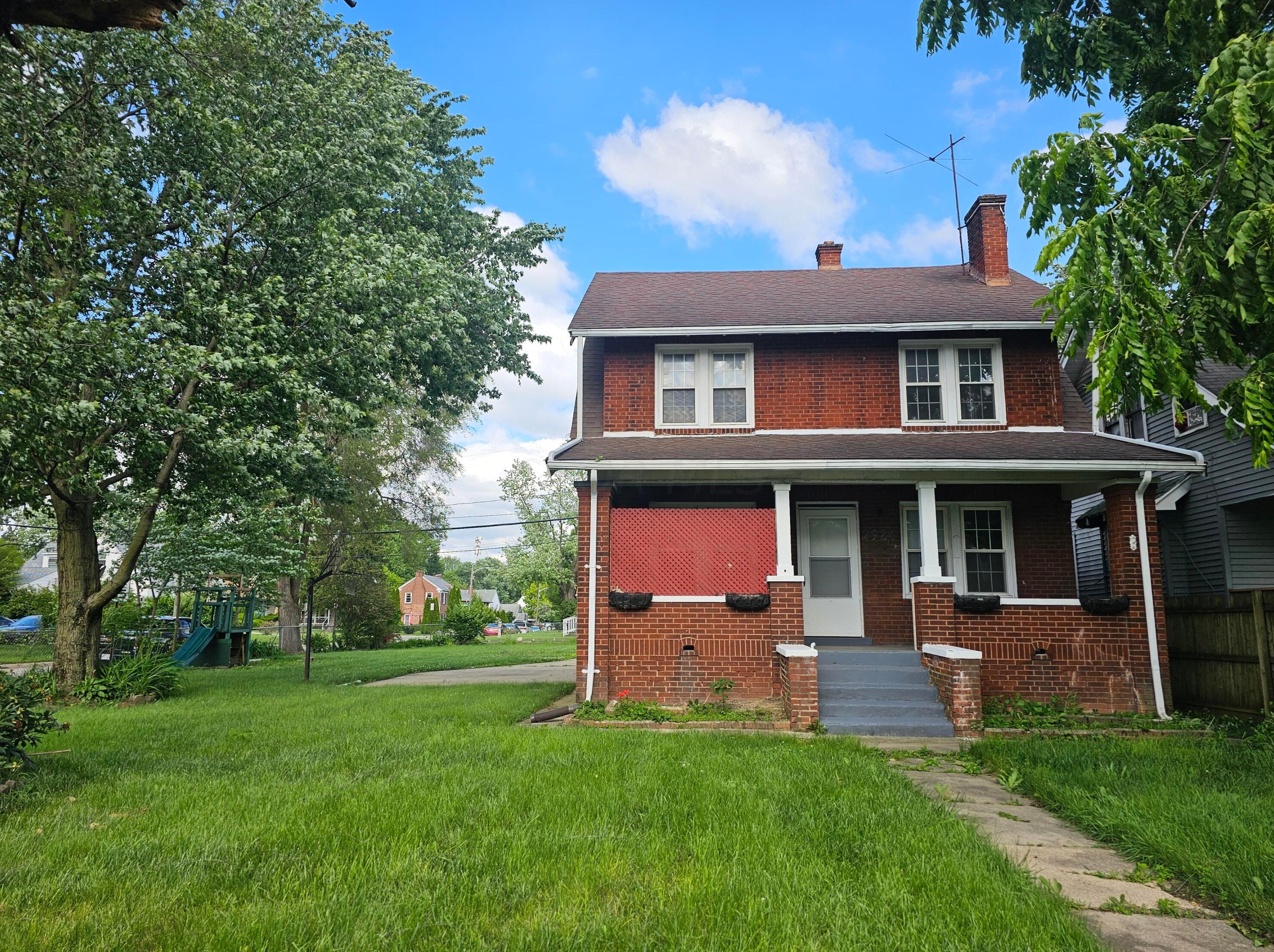 2984 Cleveland Ave, Columbus, OH 43224-4417
