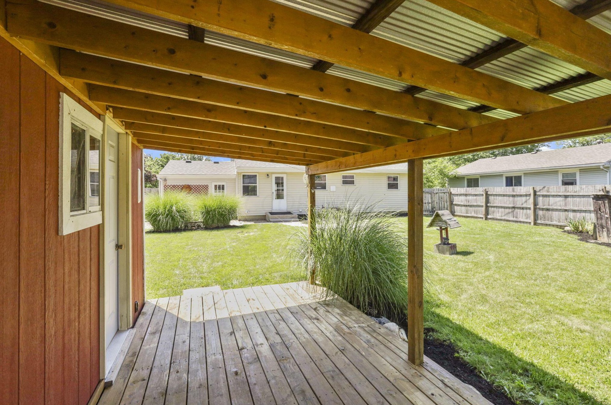 406 Westphal Ave, Columbus OH 43213-1871 exterior