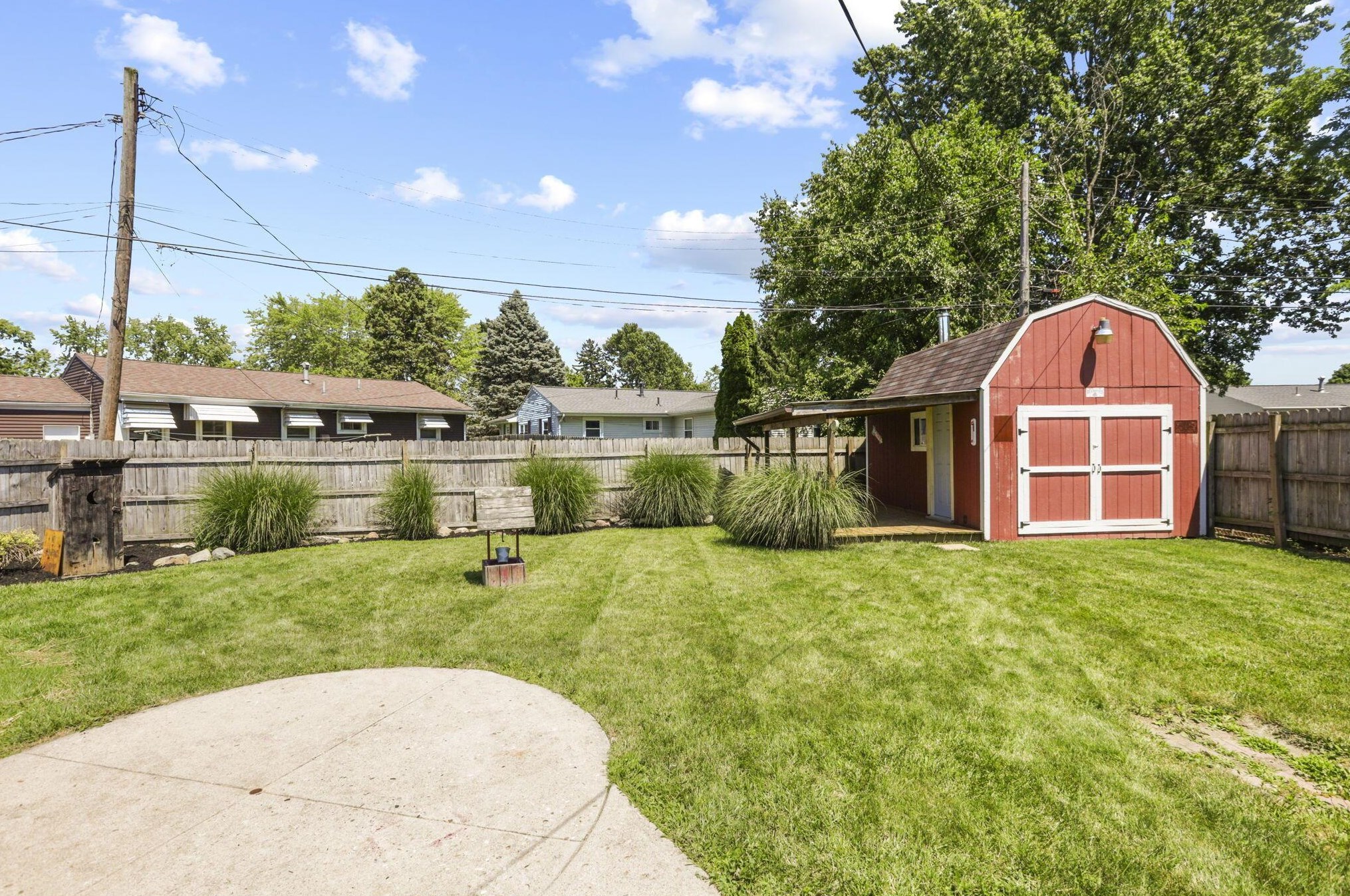 406 Westphal Ave, Columbus OH 43213-1871 exterior