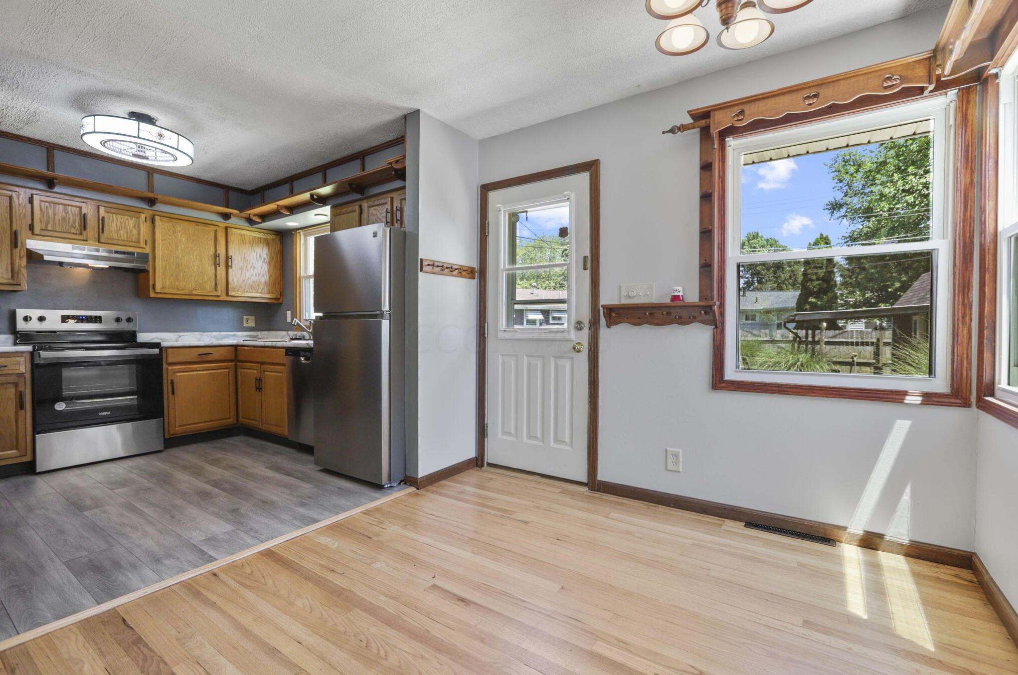 406 Westphal Ave, Columbus OH 43213-1871 exterior