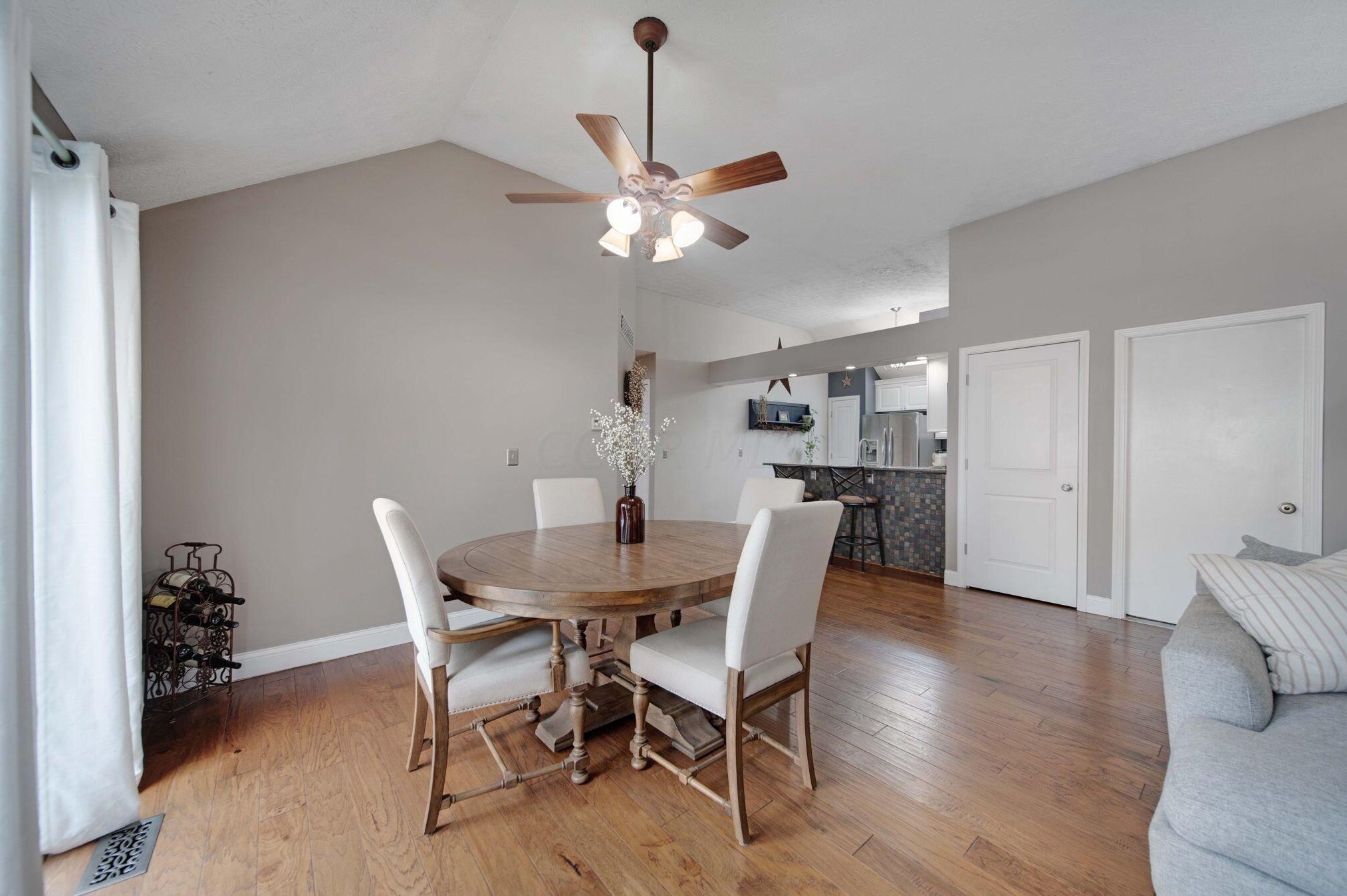 7315 Bride Water Blvd, Columbus OH  43235-4325 exterior