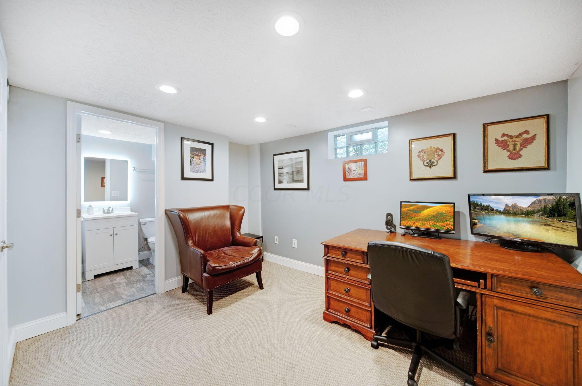 7315 Bride Water Blvd, Columbus OH  43235-4325 exterior