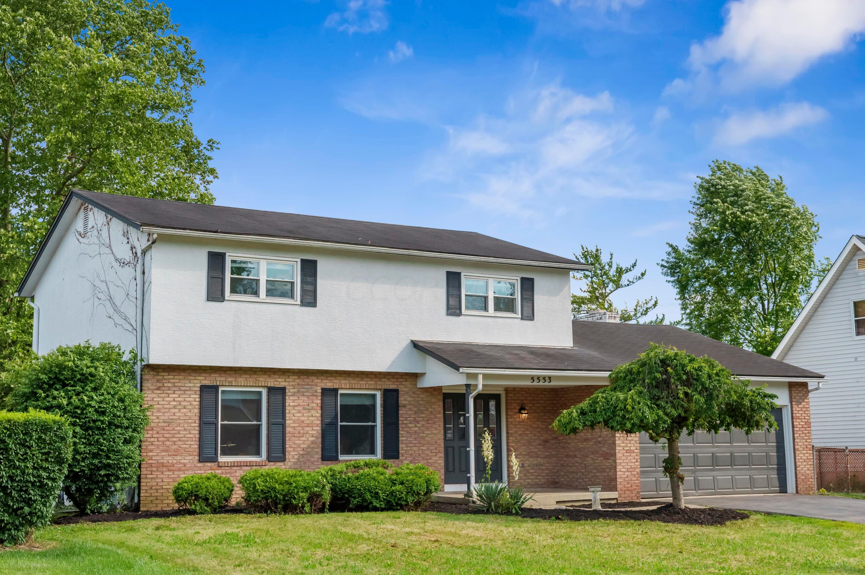 5553 Worcester Dr, Columbus, OH 43232-3055