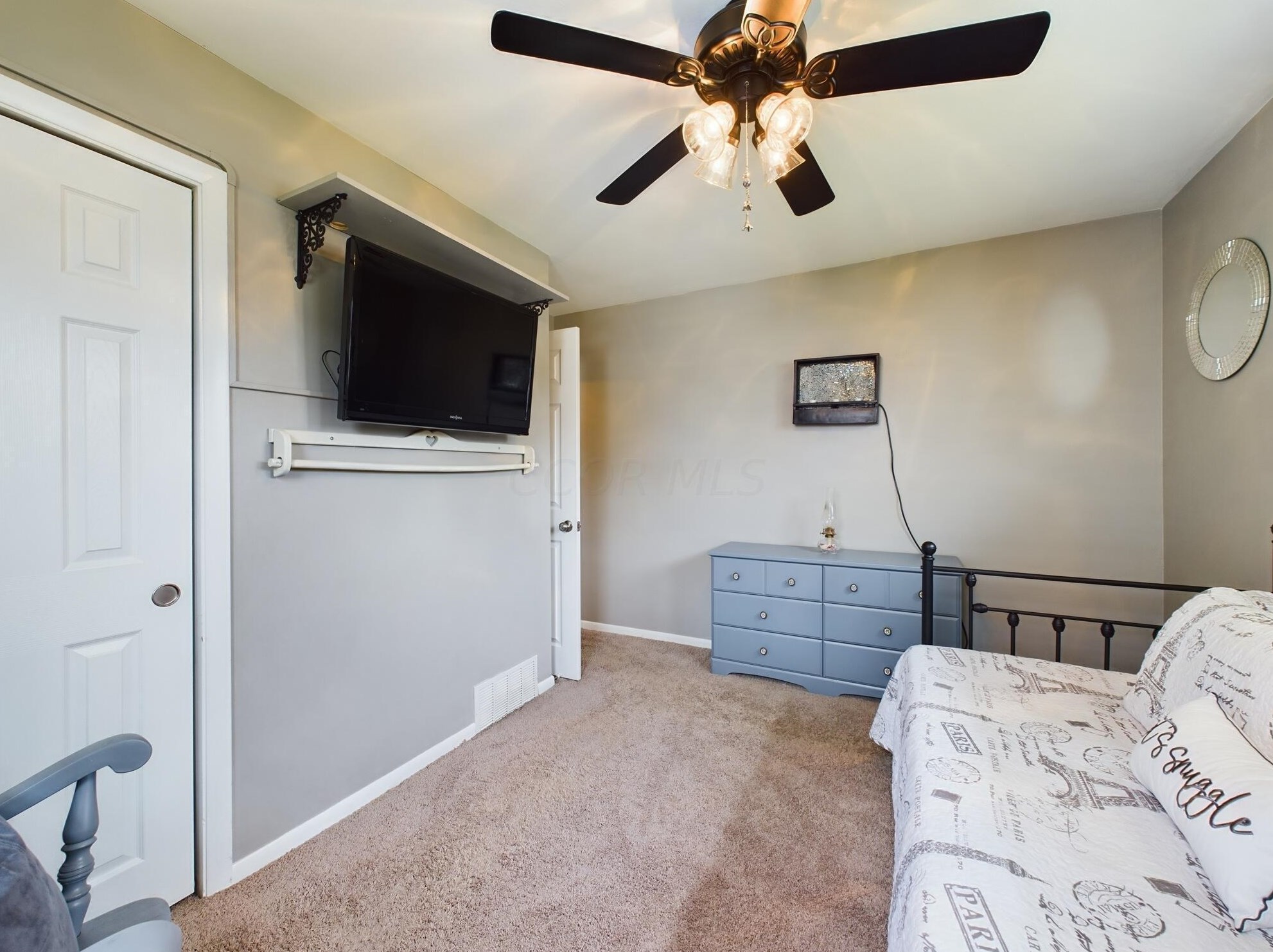 1703 Beacon St, Lancaster OH  43130-2113 exterior
