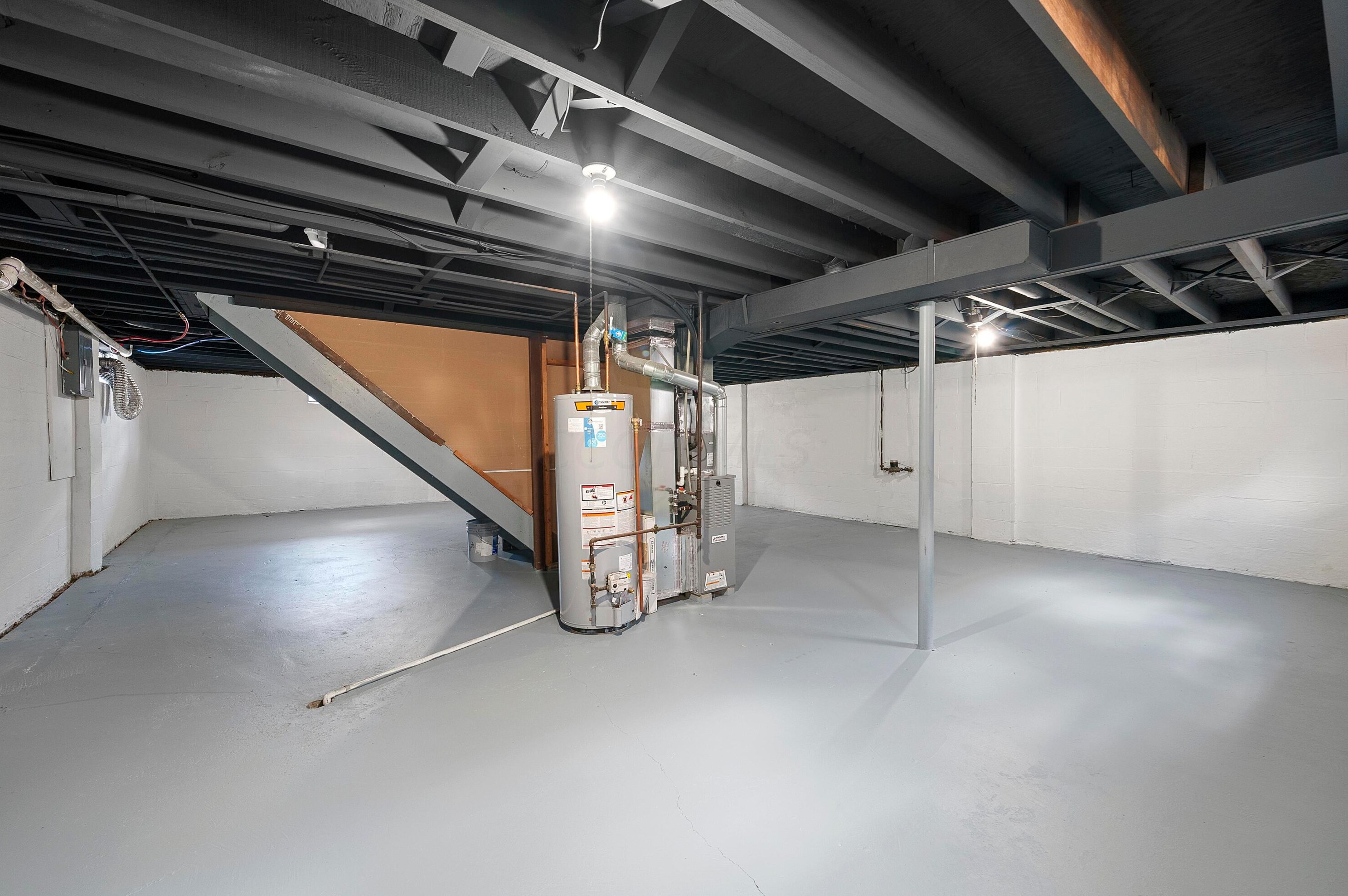 1872 Alvason Ave, Columbus OH exterior